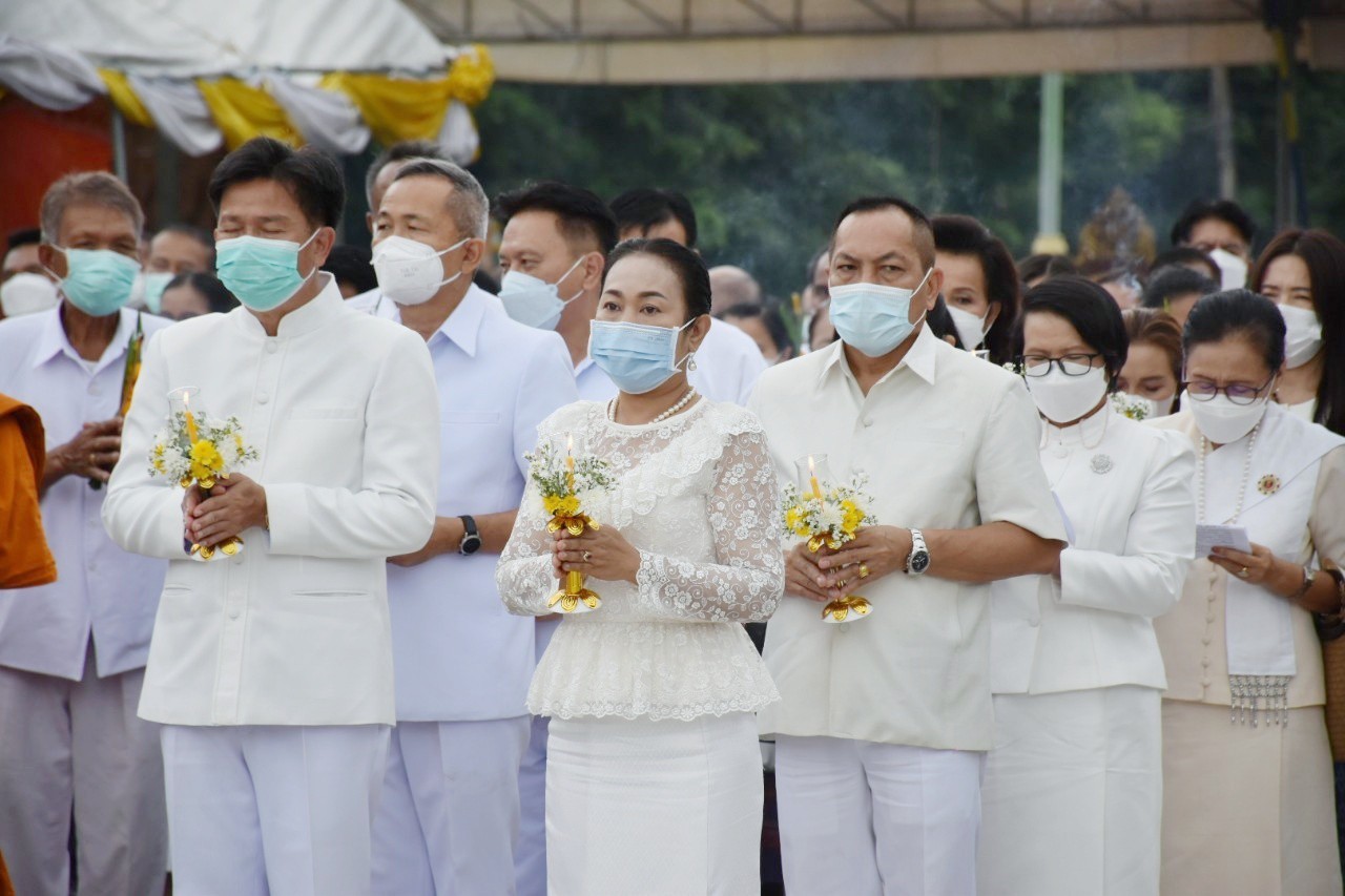 พช.มหาสารคาม ร่วมกิจกรรมส่งเสริมพระพุทธศาสนา เนื่องในเทศกาลวันอาสาฬหบูชาและเข้าพรรษา ประจำปี 2565 ณ พระบรมธาตุนาดูน