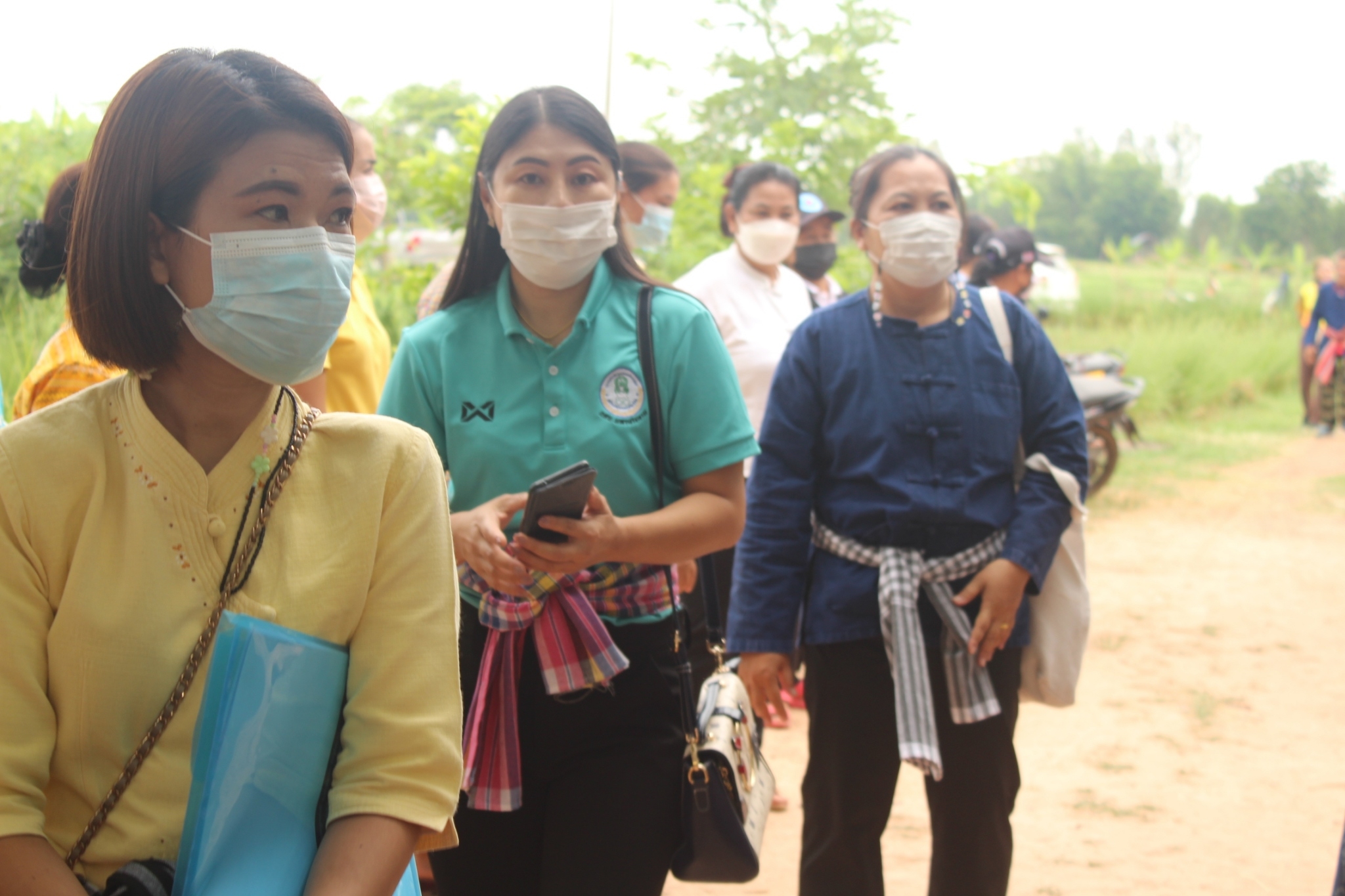 จังหวัดมหาสารคาม ผนึกกำลังส่วนราชการและภาคีพัฒนา ร่วมคัดสรรหมู่บ้านเศรษฐกิจพอเพียง “อยู่เย็น เป็นสุข” ดีเด่น ระดับจังหวัด ประจำปี 2565