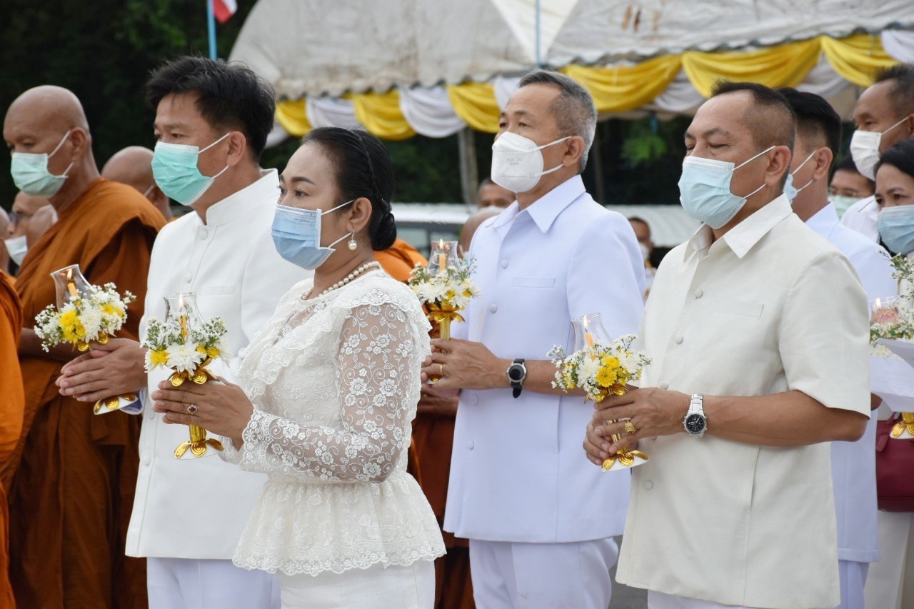 พช.มหาสารคาม ร่วมกิจกรรมส่งเสริมพระพุทธศาสนา เนื่องในเทศกาลวันอาสาฬหบูชาและเข้าพรรษา ประจำปี 2565 ณ พระบรมธาตุนาดูน