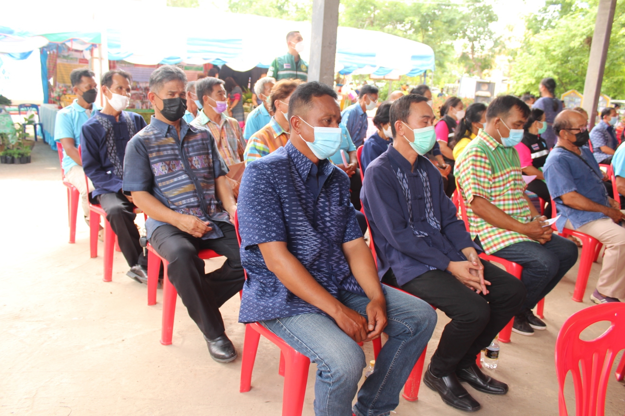 จังหวัดมหาสารคาม ผนึกกำลังส่วนราชการและภาคีพัฒนา ร่วมคัดสรรหมู่บ้านเศรษฐกิจพอเพียง “อยู่เย็น เป็นสุข” ดีเด่น ระดับจังหวัด ประจำปี 2565