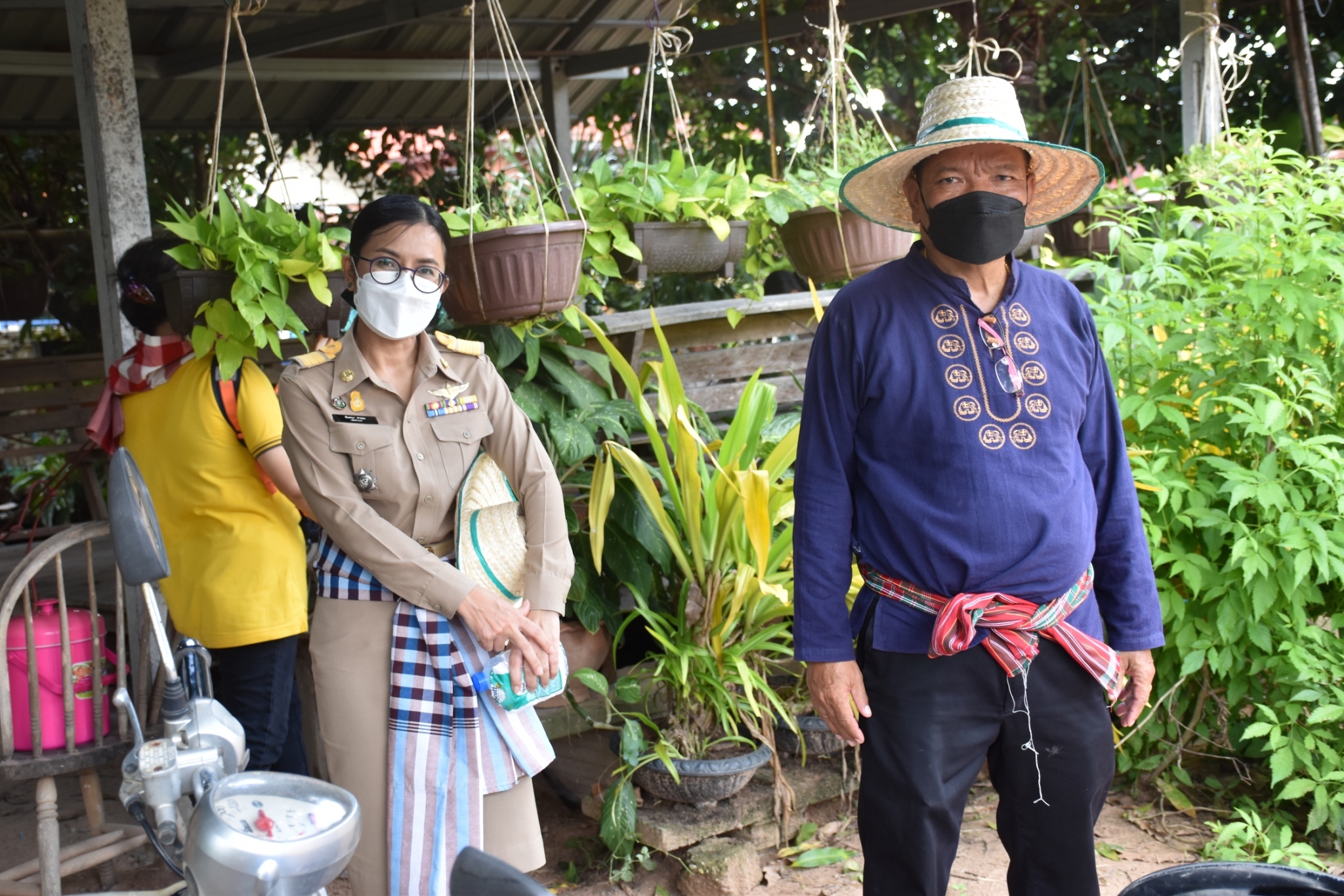 พช.มหาสารคาม ร่วมกับส่วนราชการ ภาคี เครือข่าย ดำเนินการประกวดหมู่บ้านมั่นคงปลอดภัย ร่วมใจปลูกผัก เพื่อคัดเลือกหมู่บ้านต้นแบบ ระดับจังหวัดมหาสารคาม ประจำปี 2565