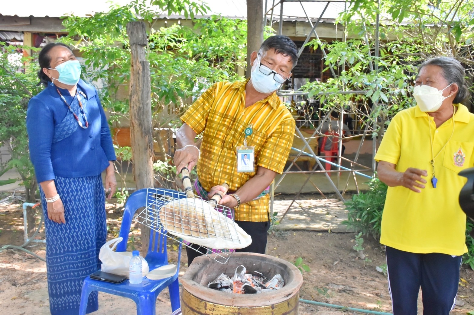 จังหวัดมหาสารคาม ผนึกกำลังส่วนราชการและภาคีพัฒนา ร่วมคัดสรรหมู่บ้านเศรษฐกิจพอเพียง “อยู่เย็น เป็นสุข” และตำบลเข้มแข็งตามหลักปรัชญาของเศรษฐกิจพอเพียง ดีเด่น ระดับจังหวัด ประจำปี 2565