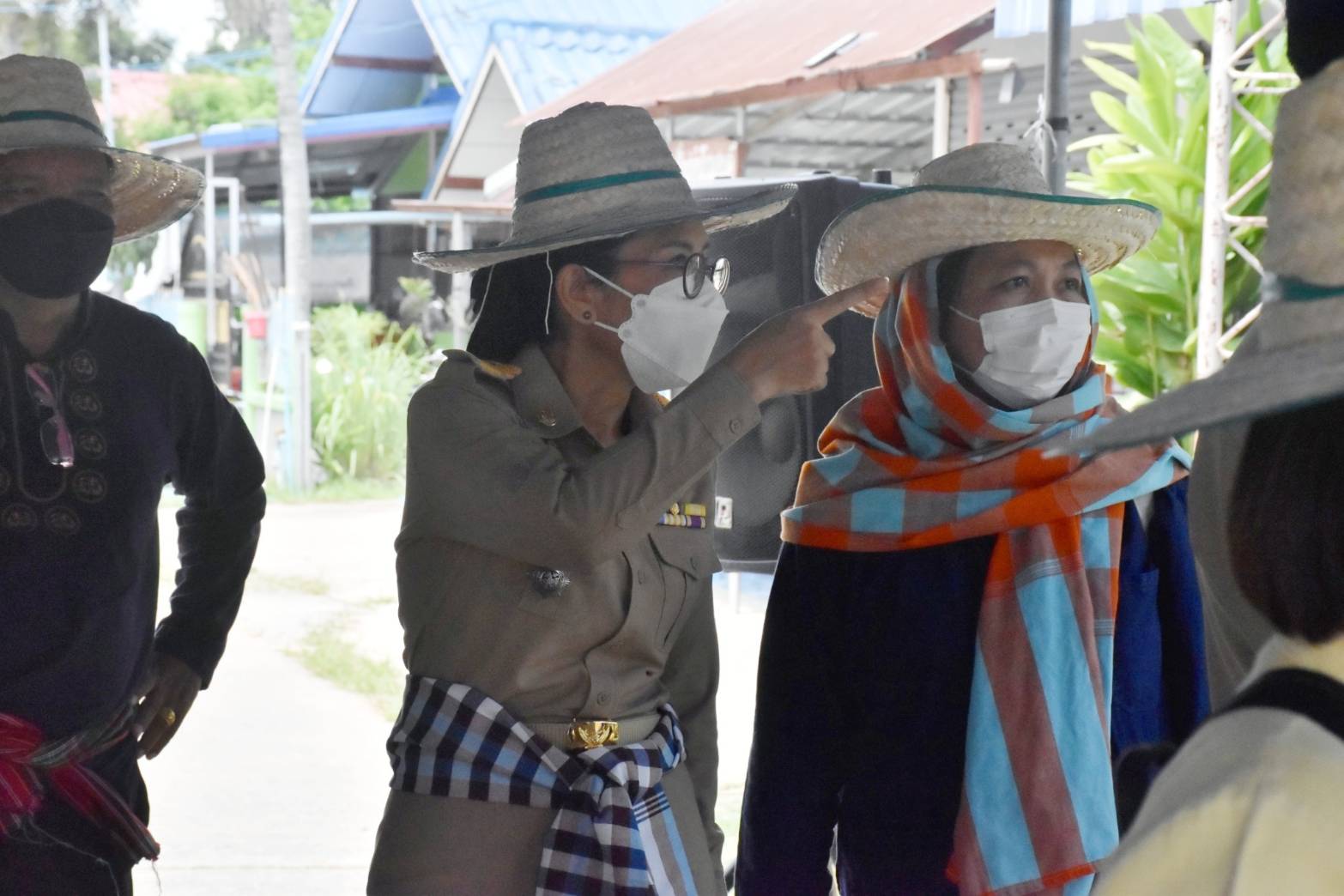 พช.มหาสารคาม ร่วมกับส่วนราชการ ภาคี เครือข่าย ดำเนินการประกวดหมู่บ้านมั่นคงปลอดภัย ร่วมใจปลูกผัก เพื่อคัดเลือกหมู่บ้านต้นแบบ ระดับจังหวัดมหาสารคาม ประจำปี 2565