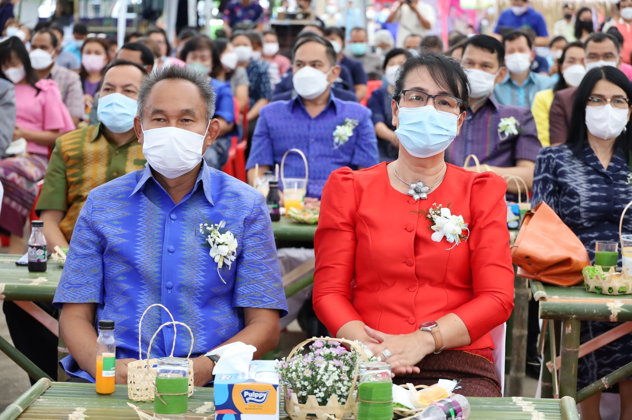 เปิดแล้ว!! งานกาชาด จังหวัดมหาสารคาม พช. ร่วมกับ ภาคี เครือข่าย ขนผลิตภัณฑ์ OTOP ผลิตผล โคก หนอง นา โชว์ในงานเพียบ