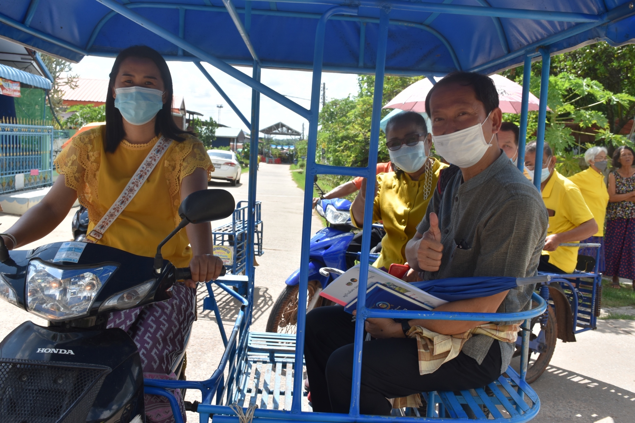 พช.มหาสารคาม ร่วมกับส่วนราชการ ภาคี เครือข่าย ดำเนินการประกวดหมู่บ้านมั่นคงปลอดภัย ร่วมใจปลูกผัก เพื่อคัดเลือกหมู่บ้านต้นแบบ ระดับจังหวัดมหาสารคาม ประจำปี 2565