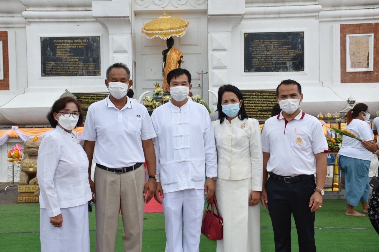 พช.มหาสารคาม ร่วมกิจกรรมส่งเสริมพระพุทธศาสนา เนื่องในเทศกาลวันอาสาฬหบูชาและเข้าพรรษา ประจำปี 2565 ณ พระบรมธาตุนาดูน
