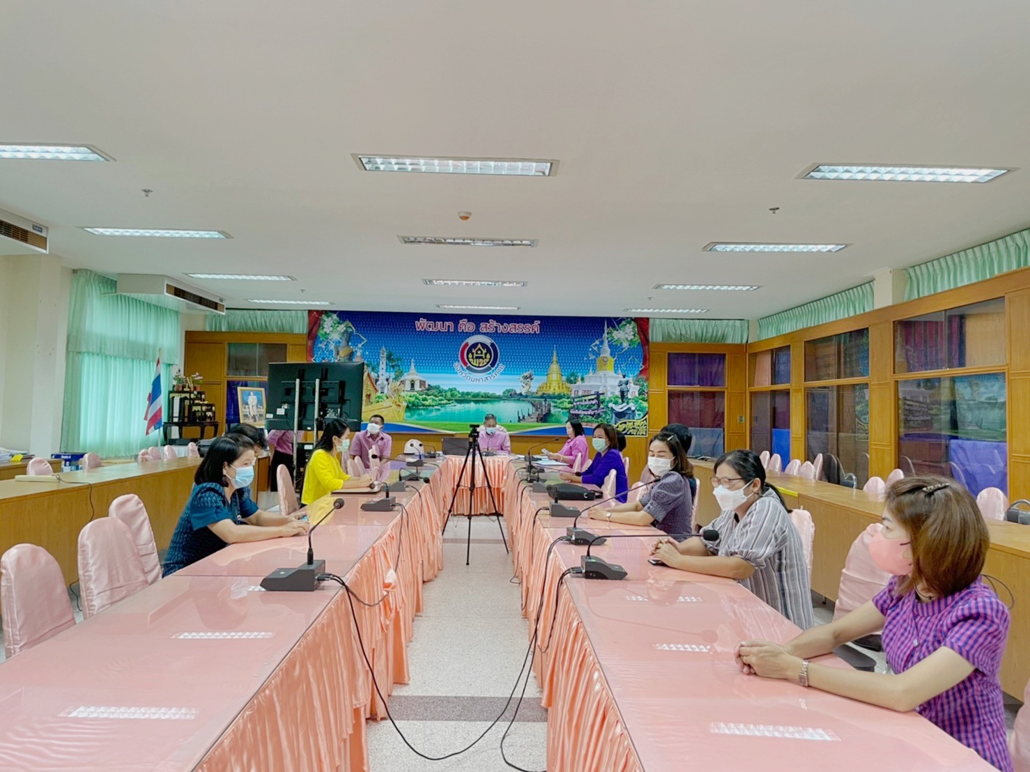 พช.มหาสารคาม จัดประชุมเชิงปฏิบัติการเพื่อส่งเสริมความรู้ความเข้าใจในการปฏิบัติงาน แก่เจ้าหน้าที่พัฒนาชุมชนให้มีความโปร่งใส ปราศจากการทุจริตประพฤติมิชอบ ผ่านระบบประชุมออนไลน์ Cisco Webex Meetings
