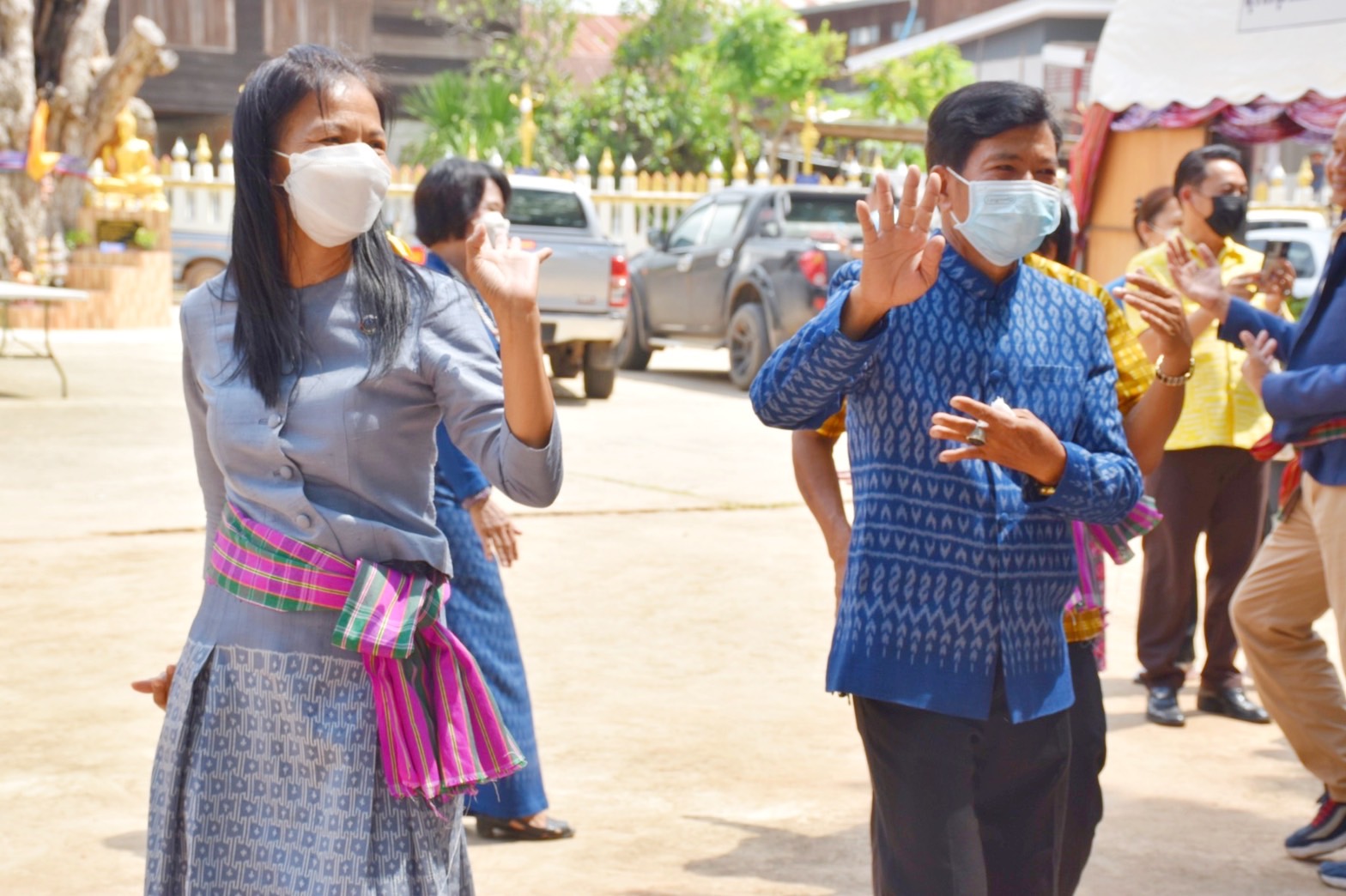 จังหวัดมหาสารคาม ผนึกกำลังส่วนราชการและภาคีพัฒนา ร่วมคัดสรรหมู่บ้านเศรษฐกิจพอเพียง “อยู่เย็น เป็นสุข” และตำบลเข้มแข็งตามหลักปรัชญาของเศรษฐกิจพอเพียง ดีเด่น ระดับจังหวัด ประจำปี 2565