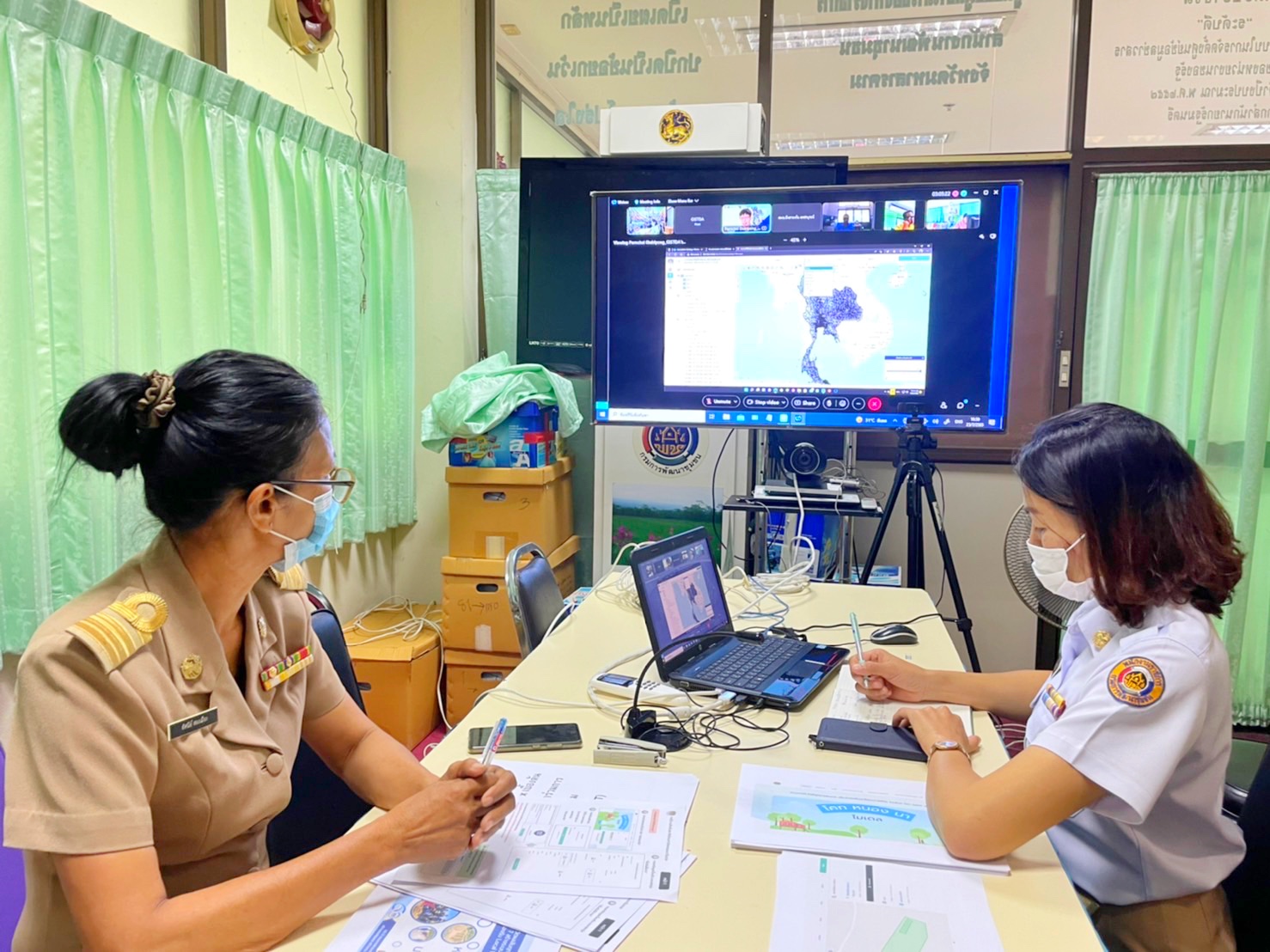 พช.มหาสารคาม ร่วมการฝึกอบรมการใช้งานระบบภูมิสารสนเทศ เพื่อวัดผลสัมฤทธิ์คุณภาพชีวิตในบริบท โคก หนอง นา โมเดล กิจกรรมที่  7 สร้างระบบโปรแกรมและระบบฐานข้อมูล พัฒนาระบบ Digital รองรับ Local Economy ประชุมทางไกลผ่านระบบ Webex Meeting