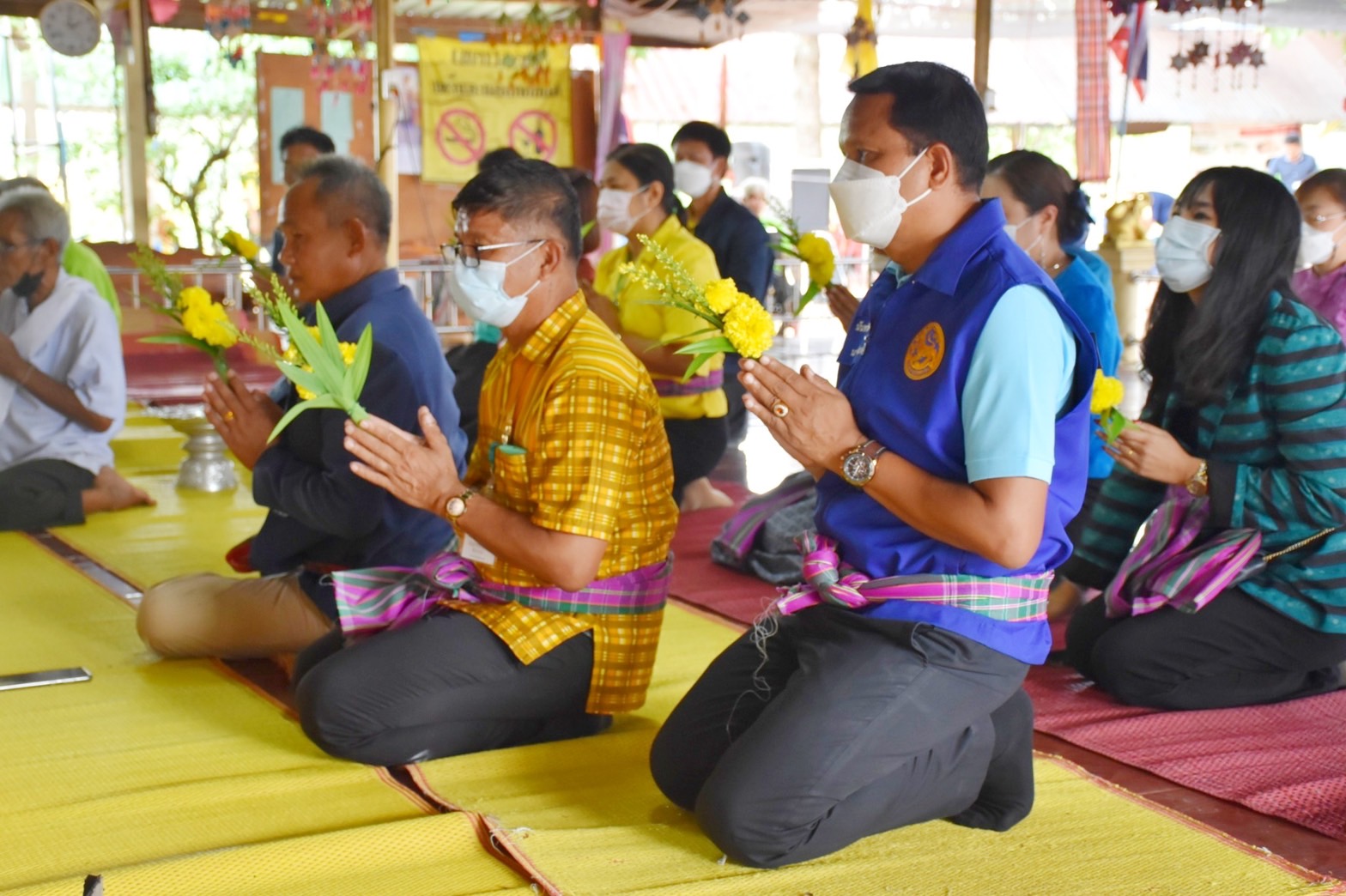 จังหวัดมหาสารคาม ผนึกกำลังส่วนราชการและภาคีพัฒนา ร่วมคัดสรรหมู่บ้านเศรษฐกิจพอเพียง “อยู่เย็น เป็นสุข” และตำบลเข้มแข็งตามหลักปรัชญาของเศรษฐกิจพอเพียง ดีเด่น ระดับจังหวัด ประจำปี 2565
