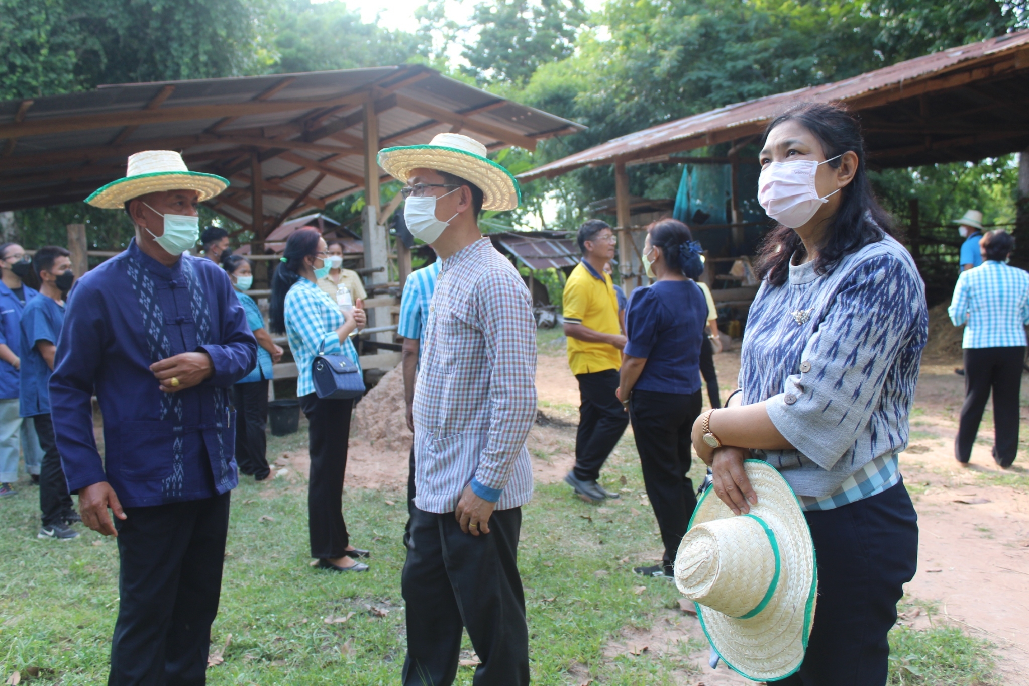 จังหวัดมหาสารคาม ผนึกกำลังส่วนราชการและภาคีพัฒนา ร่วมคัดสรรหมู่บ้านเศรษฐกิจพอเพียง “อยู่เย็น เป็นสุข” ดีเด่น ระดับจังหวัด ประจำปี 2565