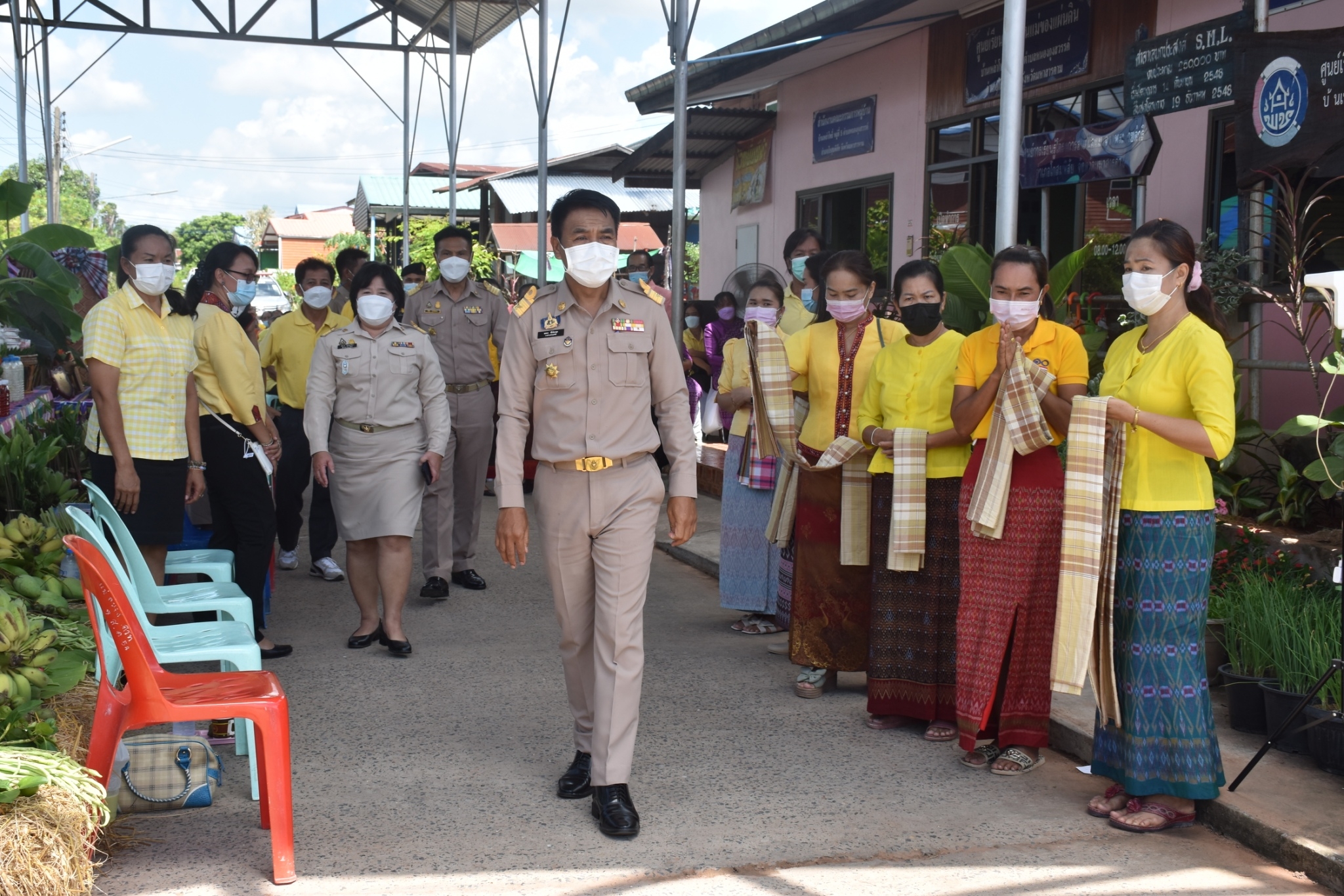พช.มหาสารคาม ร่วมกับส่วนราชการ ภาคี เครือข่าย ดำเนินการประกวดหมู่บ้านมั่นคงปลอดภัย ร่วมใจปลูกผัก เพื่อคัดเลือกหมู่บ้านต้นแบบ ระดับจังหวัดมหาสารคาม ประจำปี 2565
