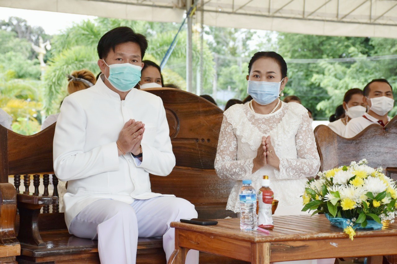 พช.มหาสารคาม ร่วมกิจกรรมส่งเสริมพระพุทธศาสนา เนื่องในเทศกาลวันอาสาฬหบูชาและเข้าพรรษา ประจำปี 2565 ณ พระบรมธาตุนาดูน