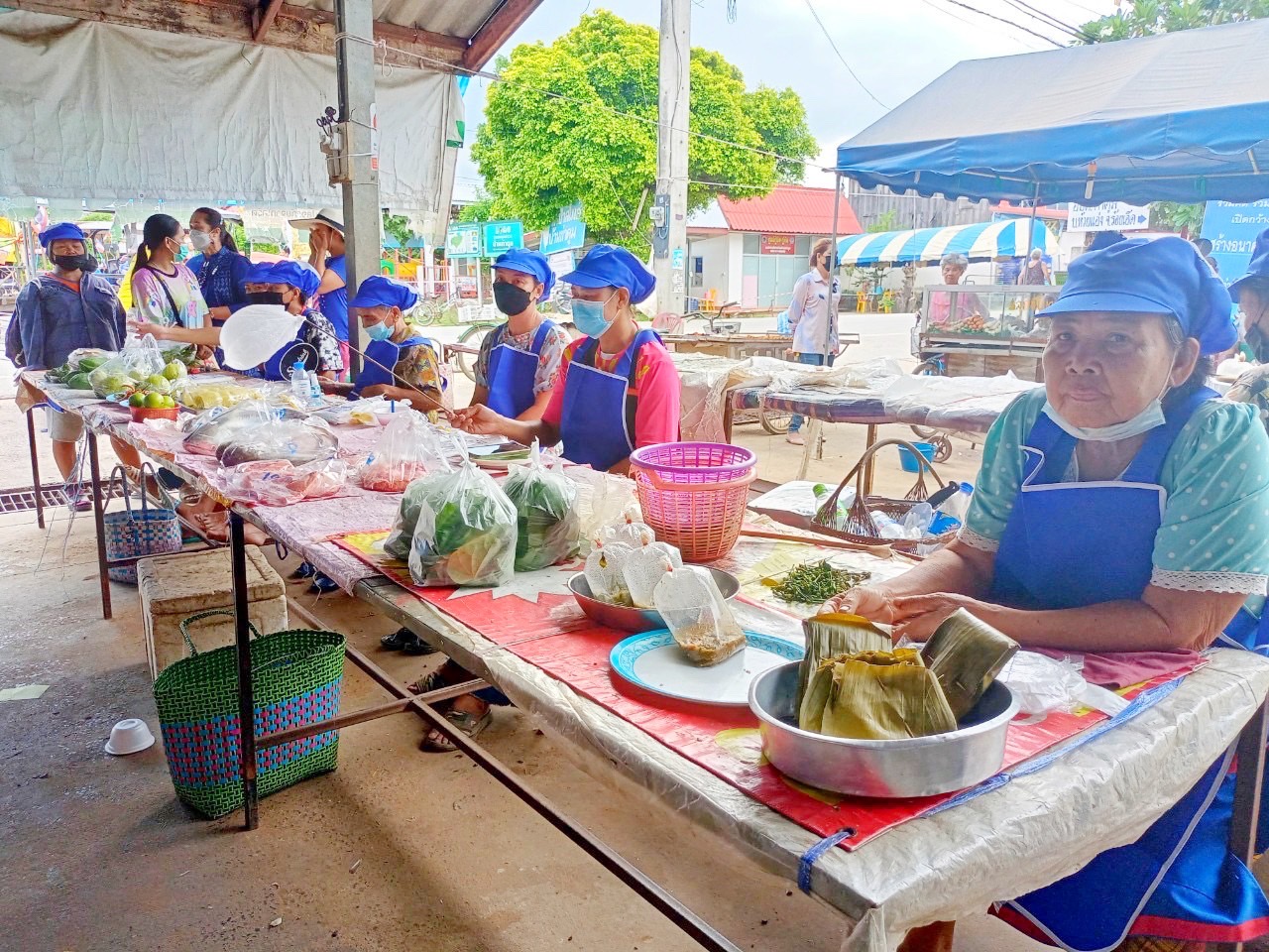 จังหวัดมหาสารคาม ผนึกกำลังส่วนราชการและภาคีพัฒนา ร่วมคัดสรรหมู่บ้านเศรษฐกิจพอเพียง “อยู่เย็น เป็นสุข” และตำบลเข้มแข็งตามหลักปรัชญาของเศรษฐกิจพอเพียง ดีเด่น ระดับจังหวัด ประจำปี 2565