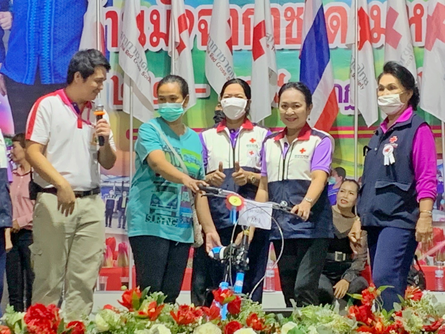 วันที่ 2 “งานกาชาดและมหกรรมมหาสารคามเมืองผลิตสินค้าดีก้าวสู่สากล” ประจำปี 2565
