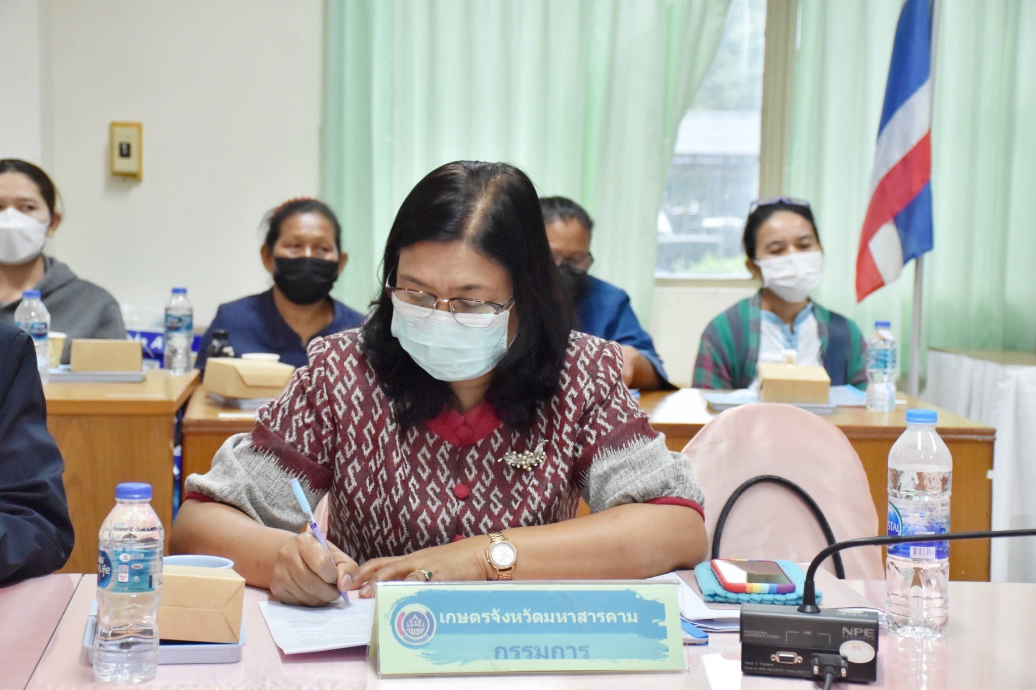 พช.มหาสารคามประชุมตัวแทนคณะกรรมการเครือข่ายองค์ความรู้ (Knowledge-Based OTOP : KB0) จังหวัดมหาสารคาม กลุ่มผู้ผลิต ผู้ประกอบการ OTOP ตามโครงการส่งเสริมเครือข่ายองค์ความรู้ (Knowedge-Based OTOP) ประจำปีงบประมาณ พ.ศ. ๒๕๖๕ ครั้งที่ ๑/๒๕๖๕