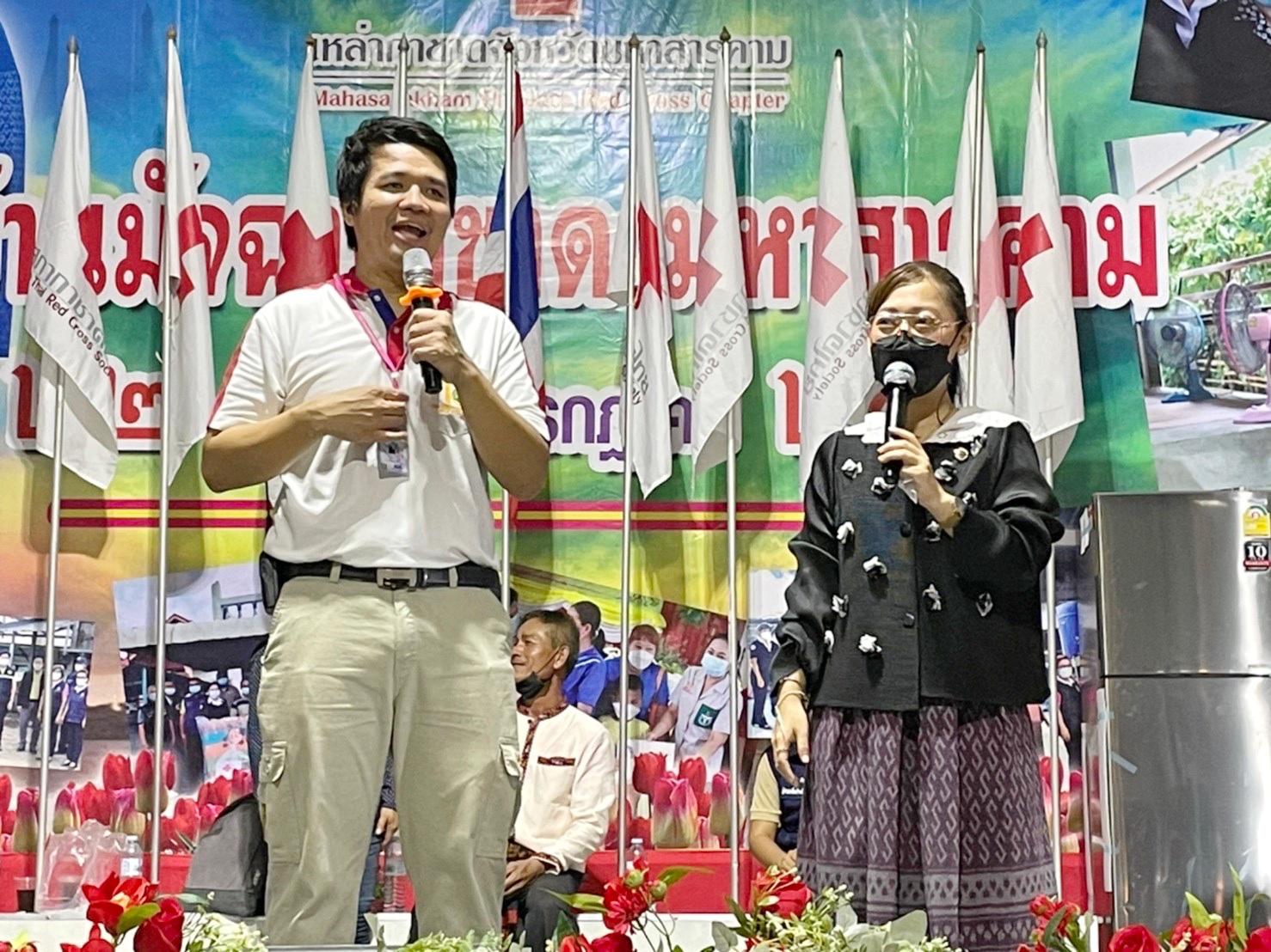 วันที่ 2 “งานกาชาดและมหกรรมมหาสารคามเมืองผลิตสินค้าดีก้าวสู่สากล” ประจำปี 2565