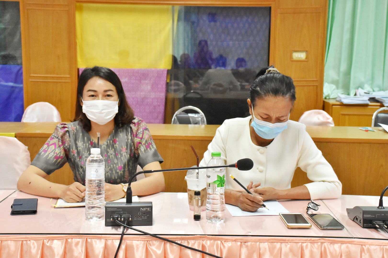 พช.มหาสารคาม ประชุมสรุปการจัดงาน “ราตรีเส้นสายลายผ้า” ในงานกาชาดจังหวัดมหาสารคาม ประจำปี 2565