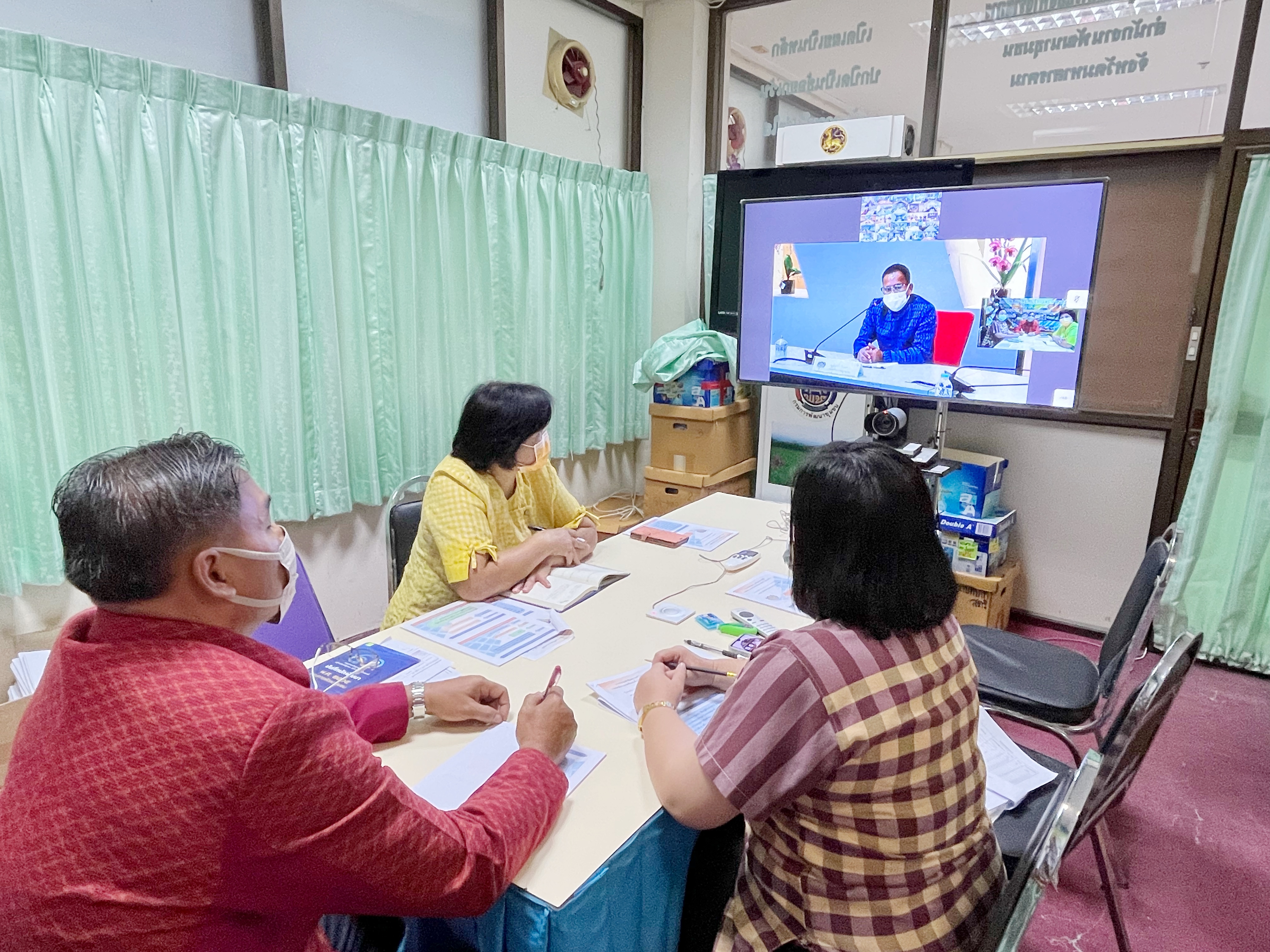 พช.มหาสารคามร่วมประชุมซักซ้อมความเข้าใจแนวทางปฏิบัติการคัดเลือกบุคคลเพื่อแต่งตั้งเป็นอาสาพัฒนา (อสพ.) รุ่นที่ 74