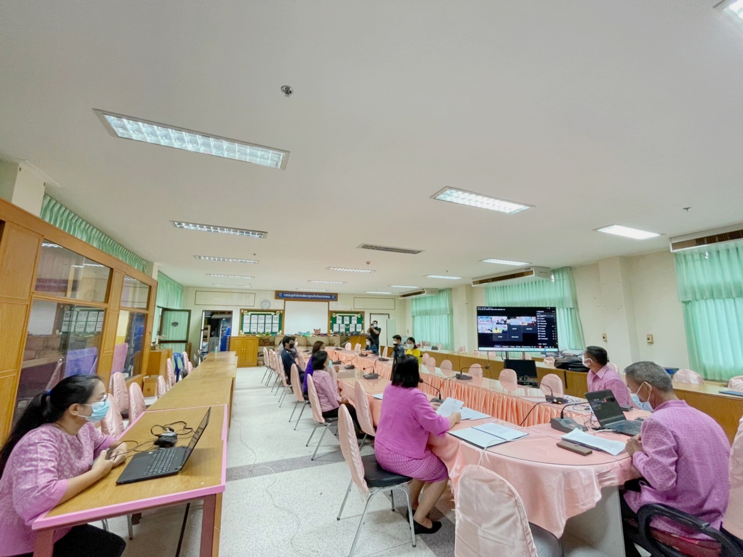 พช.มหาสารคาม จัดประชุมเชิงปฏิบัติการเพื่อส่งเสริมความรู้ความเข้าใจในการปฏิบัติงาน แก่เจ้าหน้าที่พัฒนาชุมชนให้มีความโปร่งใส ปราศจากการทุจริตประพฤติมิชอบ ผ่านระบบประชุมออนไลน์ Cisco Webex Meetings