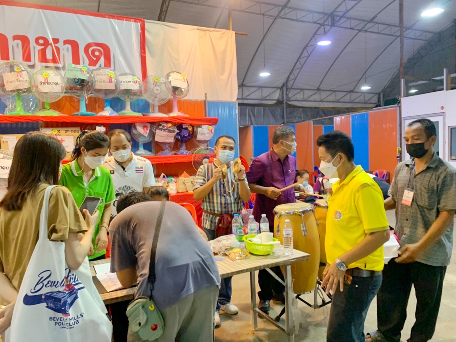 วันที่ 2 “งานกาชาดและมหกรรมมหาสารคามเมืองผลิตสินค้าดีก้าวสู่สากล” ประจำปี 2565