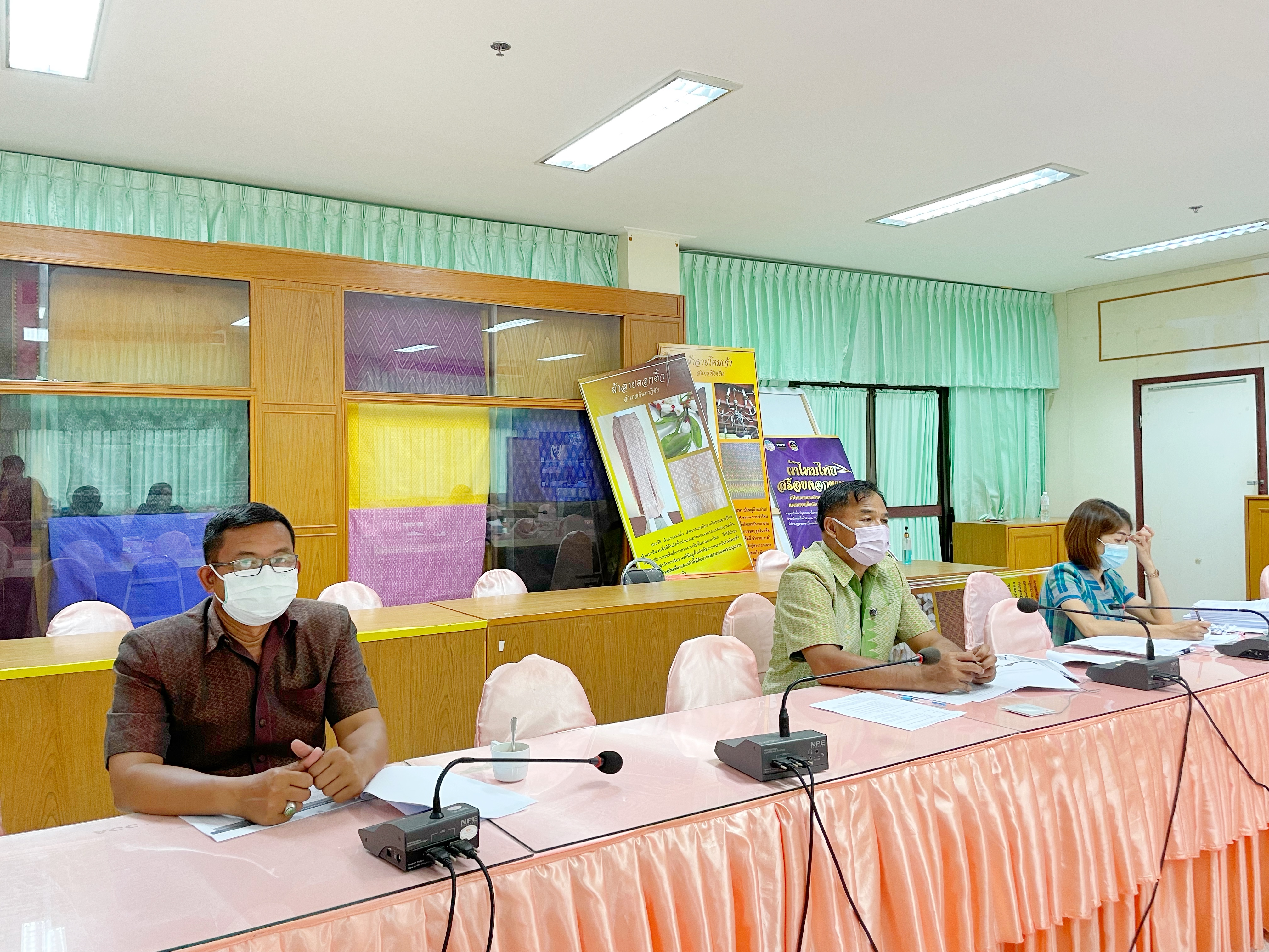 พช.มหาสารคามร่วมประชุมคณะทำงานติดตามเร่งรัดการเบิกจ่ายงบประมาณและการใช้จ่ายภาครัฐของกรมการพัฒนาชุมชน ปีงบประมาณ พ.ศ. 2565 ครั้งที่ 7/2565 ผ่านระบบวิดีทัศน์ทางไกล Video Conference