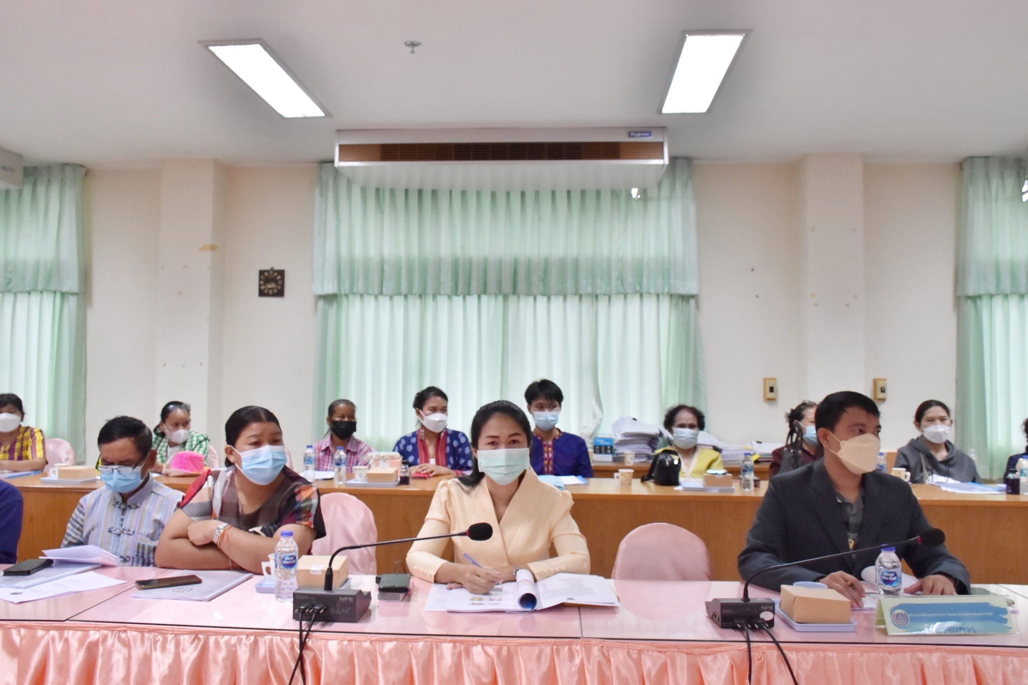 พช.มหาสารคามประชุมตัวแทนคณะกรรมการเครือข่ายองค์ความรู้ (Knowledge-Based OTOP : KB0) จังหวัดมหาสารคาม กลุ่มผู้ผลิต ผู้ประกอบการ OTOP ตามโครงการส่งเสริมเครือข่ายองค์ความรู้ (Knowedge-Based OTOP) ประจำปีงบประมาณ พ.ศ. ๒๕๖๕ ครั้งที่ ๑/๒๕๖๕