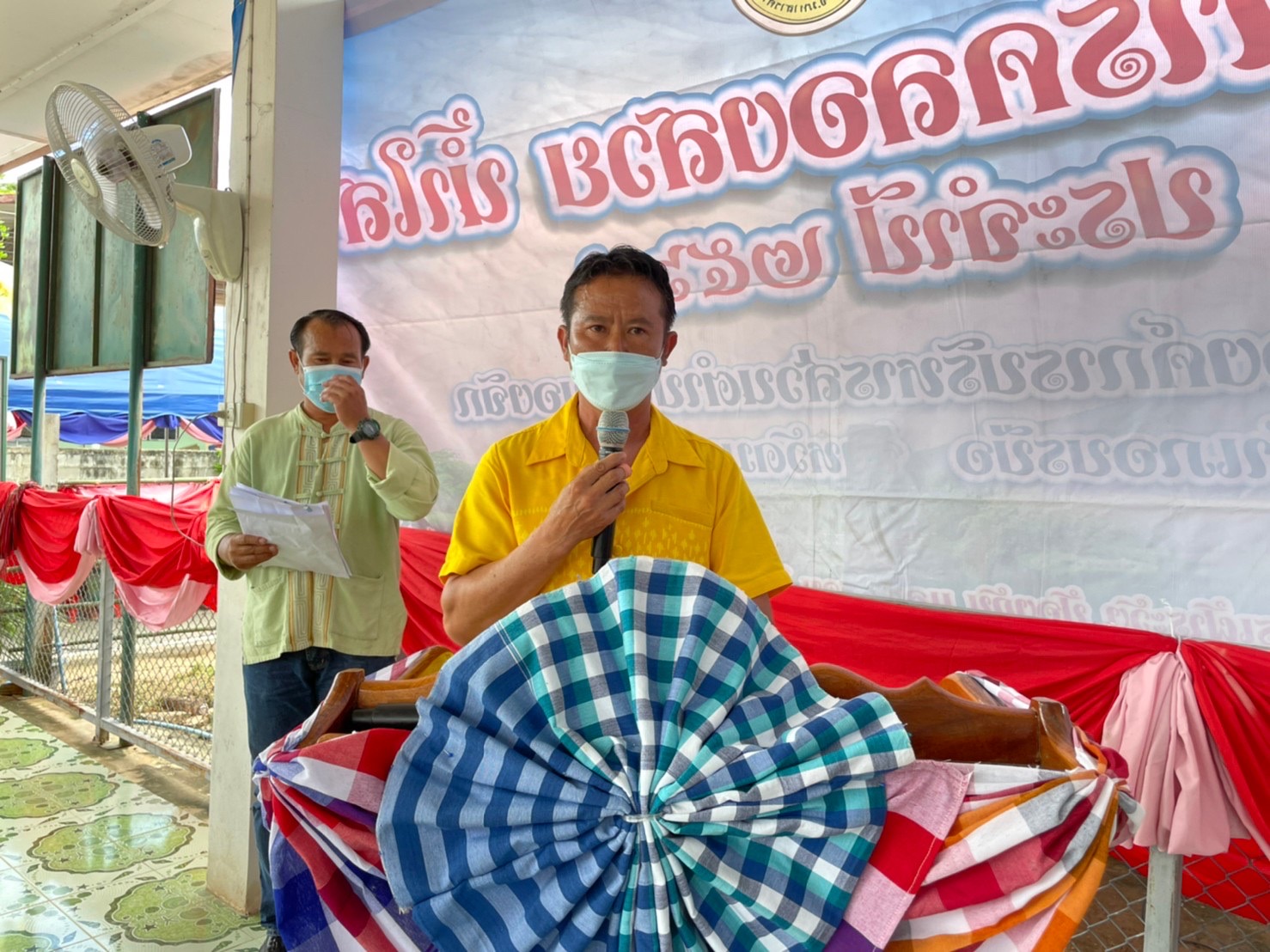 พช.มหาสารคาม ร่วมกับส่วนราชการ ภาคี เครือข่าย ดำเนินการประกวดหมู่บ้านมั่นคงปลอดภัย ร่วมใจปลูกผัก เพื่อคัดเลือกหมู่บ้านต้นแบบ ระดับจังหวัดมหาสารคาม ประจำปี 2565