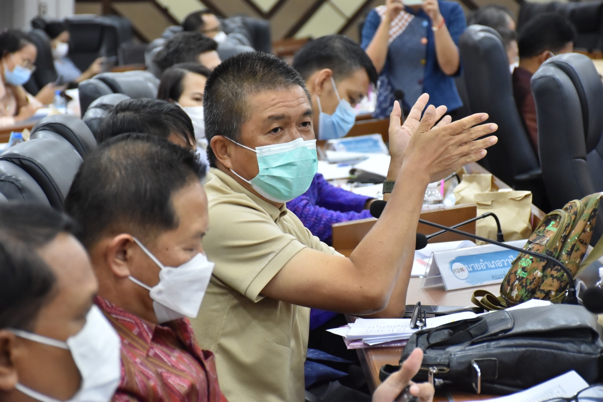 ผู้ว่าราชการจังหวัดมหาสารคาม ประชุมคณะกรรมการบริหารศูนย์อำนวยการขจัดความยากจนและพัฒนาคนทุกช่วงวัยอย่างยั่งยืนตามหลักปรัชญาของเศรษฐกิจพอเพียงจังหวัดมหาสารคาม (คจพ.จ) ครั้งที่ 5/2565