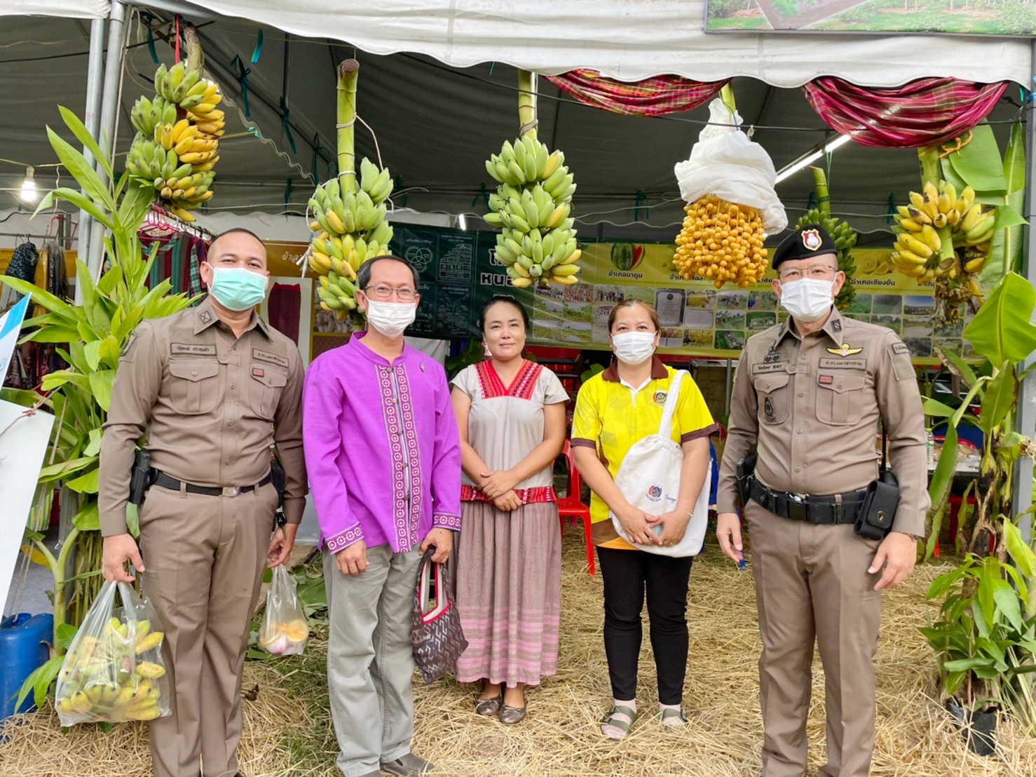 วันที่ 2 “งานกาชาดและมหกรรมมหาสารคามเมืองผลิตสินค้าดีก้าวสู่สากล” ประจำปี 2565