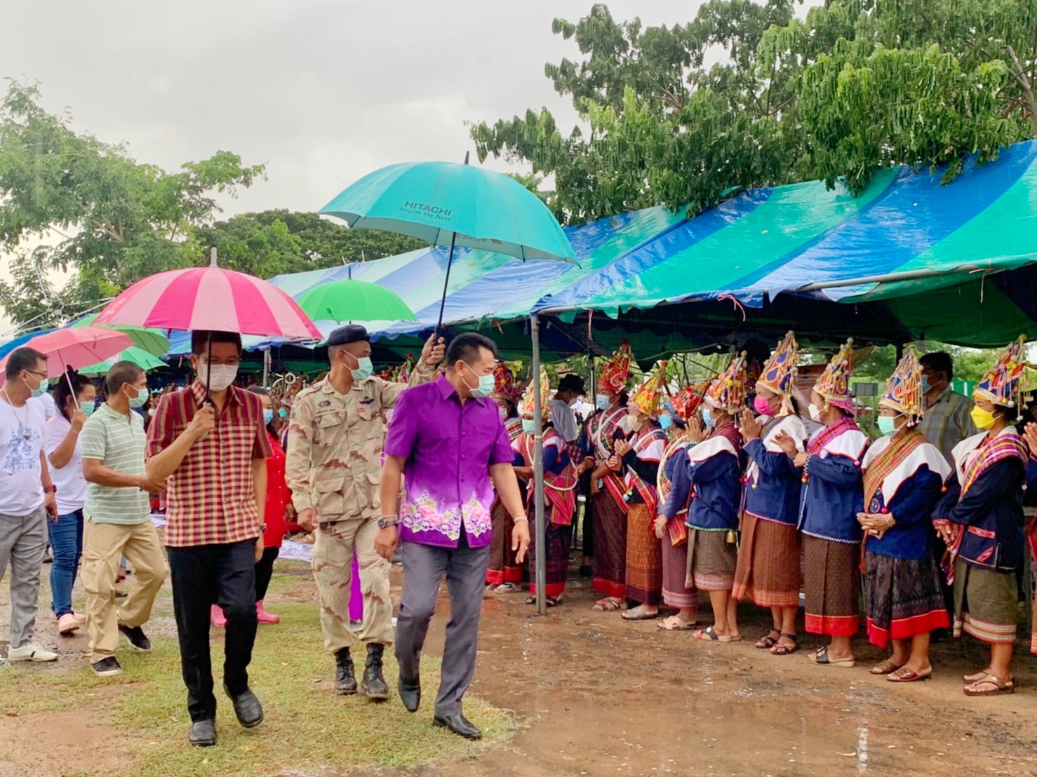 พช.มหาสารคาม ร่วมพิธีเปิดงาน “เทศกาล คักแท้แกดำ ฟังลำเพลิน เดินสะพาน”