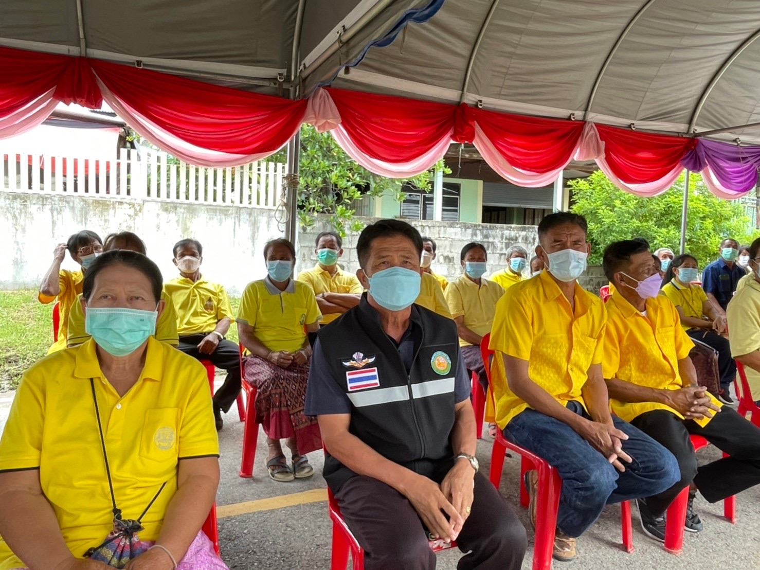 พช.มหาสารคาม ร่วมกับส่วนราชการ ภาคี เครือข่าย ดำเนินการประกวดหมู่บ้านมั่นคงปลอดภัย ร่วมใจปลูกผัก เพื่อคัดเลือกหมู่บ้านต้นแบบ ระดับจังหวัดมหาสารคาม ประจำปี 2565
