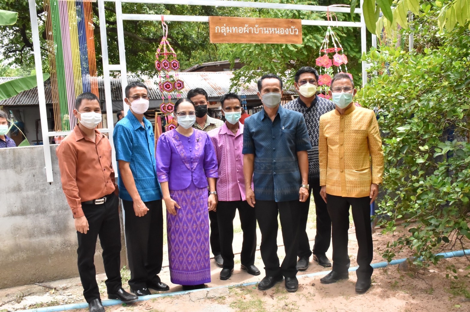 นายวสันต์ ชิงชนะ ผู้ตรวจราชการกรมการพัฒนาชุมชน พร้อมคณะ พิจารณาคัดเลือกสารสนเทศตำบลต้นแบบ เพื่อพัฒนาคุณภาพชีวิต ระดับเขตตรวจราชการที่ 12 ประจำปี 2565 ณ ศูนย์สารสนเทศตำบลต้นแบบฯ ตำบลหนองกุง อำเภอแกดำ จังหวัดมหาสารคาม