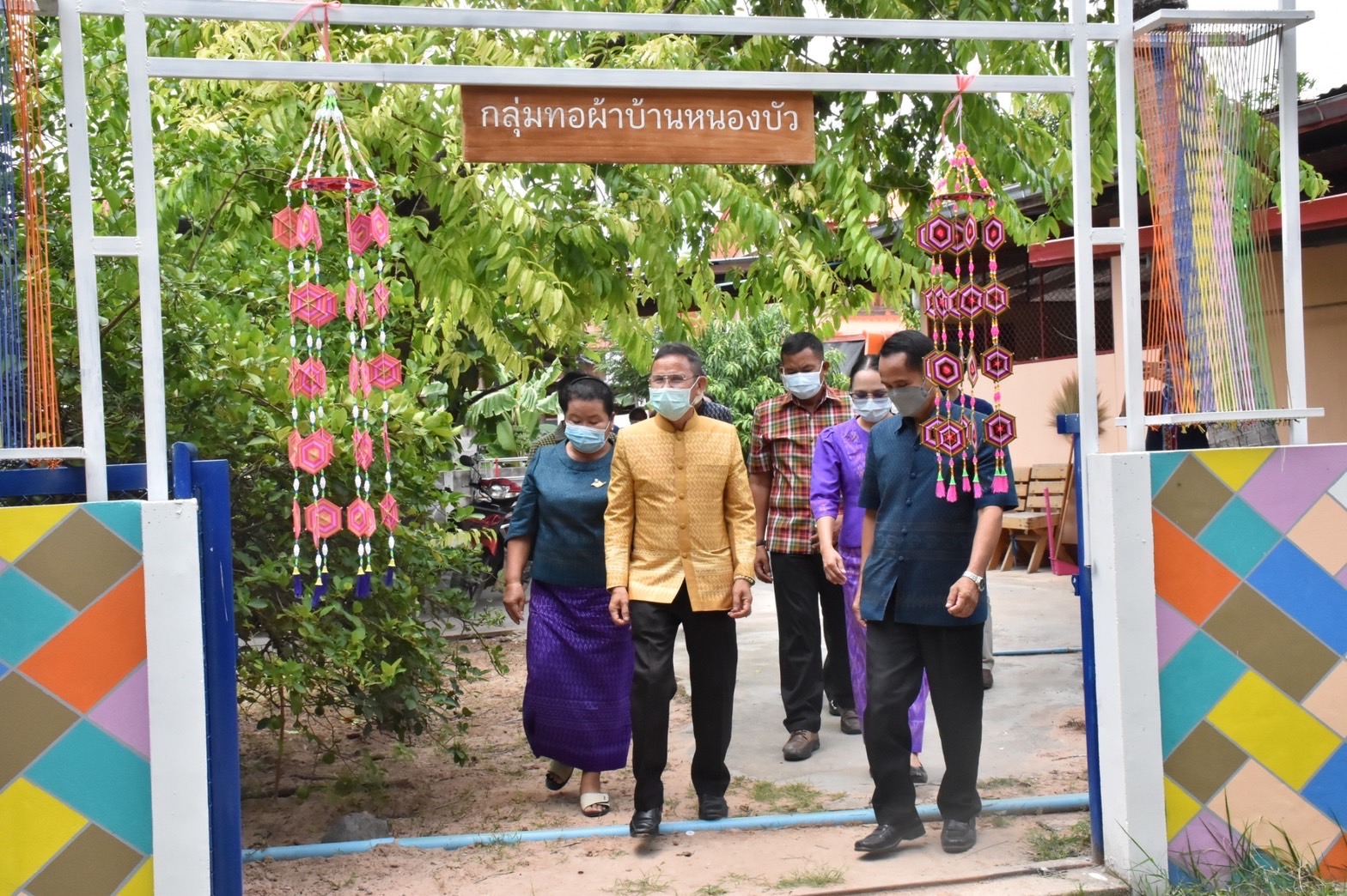 นายวสันต์ ชิงชนะ ผู้ตรวจราชการกรมการพัฒนาชุมชน พร้อมคณะ พิจารณาคัดเลือกสารสนเทศตำบลต้นแบบ เพื่อพัฒนาคุณภาพชีวิต ระดับเขตตรวจราชการที่ 12 ประจำปี 2565 ณ ศูนย์สารสนเทศตำบลต้นแบบฯ ตำบลหนองกุง อำเภอแกดำ จังหวัดมหาสารคาม