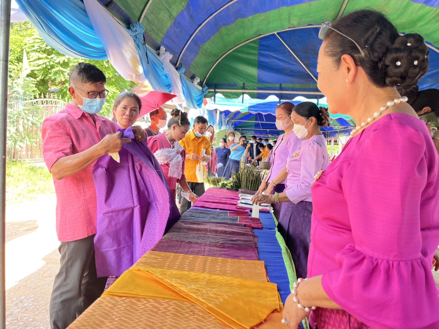 จังหวัดมหาสารคาม จัดกิจกรรมคัดสรรหมู่บ้านเศรษฐกิจพอเพียง “อยู่เย็น เป็นสุข” ดีเด่น ระดับจังหวัด ประจำปี 2565