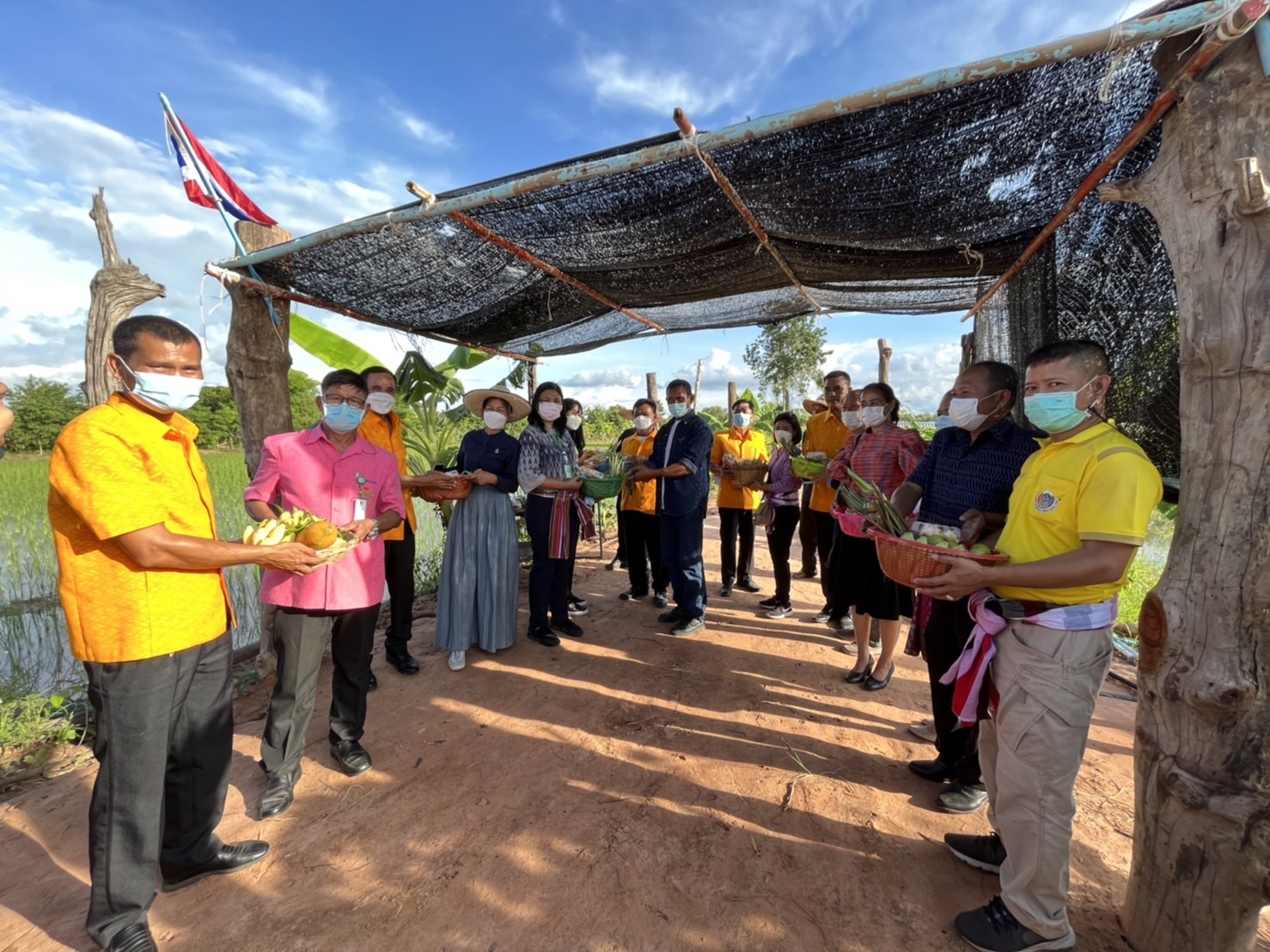 จังหวัดมหาสารคาม จัดกิจกรรมคัดสรรหมู่บ้านเศรษฐกิจพอเพียง “อยู่เย็น เป็นสุข” ดีเด่น ระดับจังหวัด ประจำปี 2565