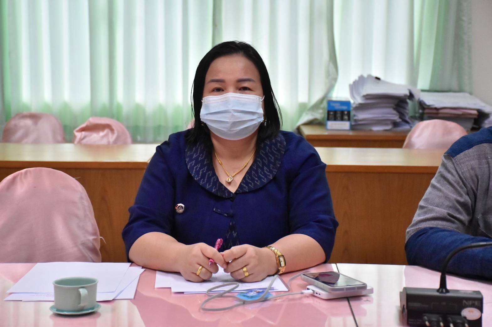 พช.มหาสารคาม ประชุมเพื่อระดมความคิดจัดงาน เส้นสายลายผ้า ภายในงานกาชาดจังหวัดมหาสารคาม