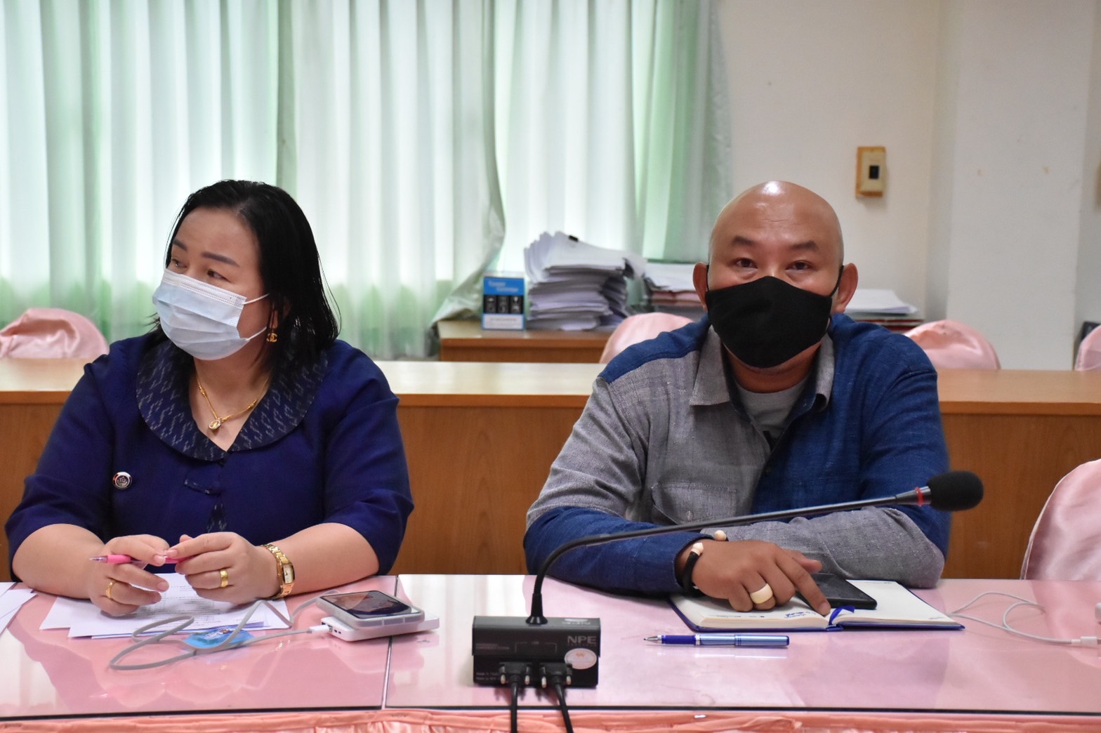 พช.มหาสารคาม ประชุมเพื่อระดมความคิดจัดงาน เส้นสายลายผ้า ภายในงานกาชาดจังหวัดมหาสารคาม