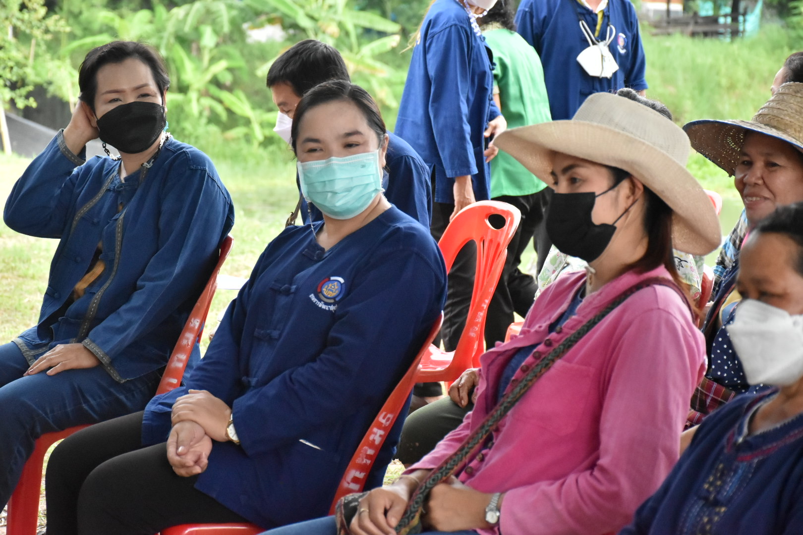 ผู้ตรวจราชการกรมการพัฒนาชุมชน ปลื้ม โคก หนอง นาพช.มหาสารคาม เห็นผล สร้างความมั่นคงทางอาหาร