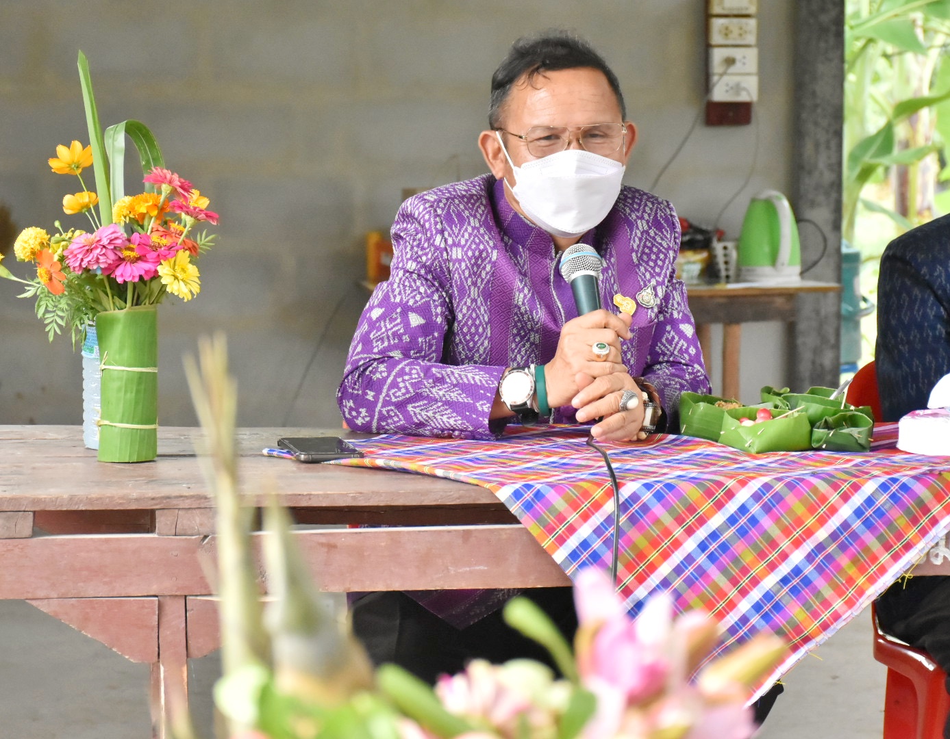 ผู้ตรวจราชการกรมการพัฒนาชุมชน ปลื้ม โคก หนอง นาพช.มหาสารคาม เห็นผล สร้างความมั่นคงทางอาหาร