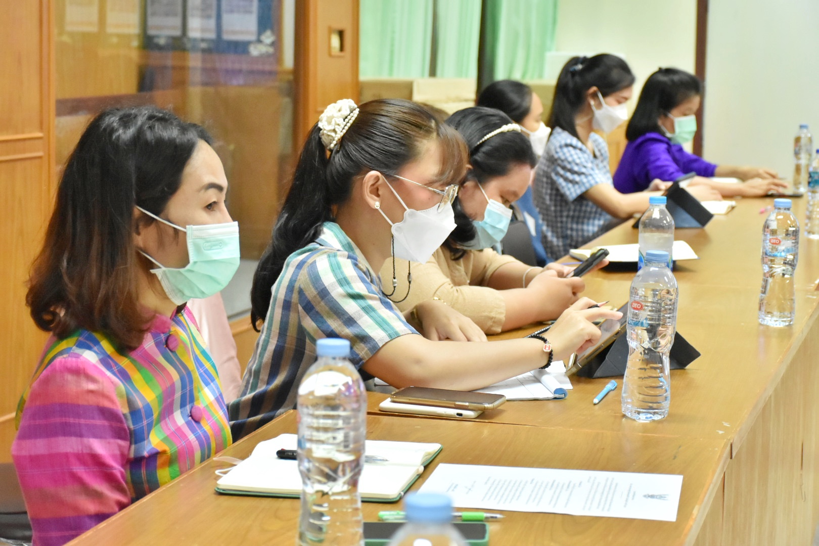 นายวสันต์ ชิงชนะ ผู้ตรวจราชการกรมการพัฒนาชุมชน ร่วมกับ พช.มหาสารคาม ประชุมประจำเดือนกรมการพัฒนาชุมชน ครั้งที่ 8/2565 ผ่านระบบ Conference