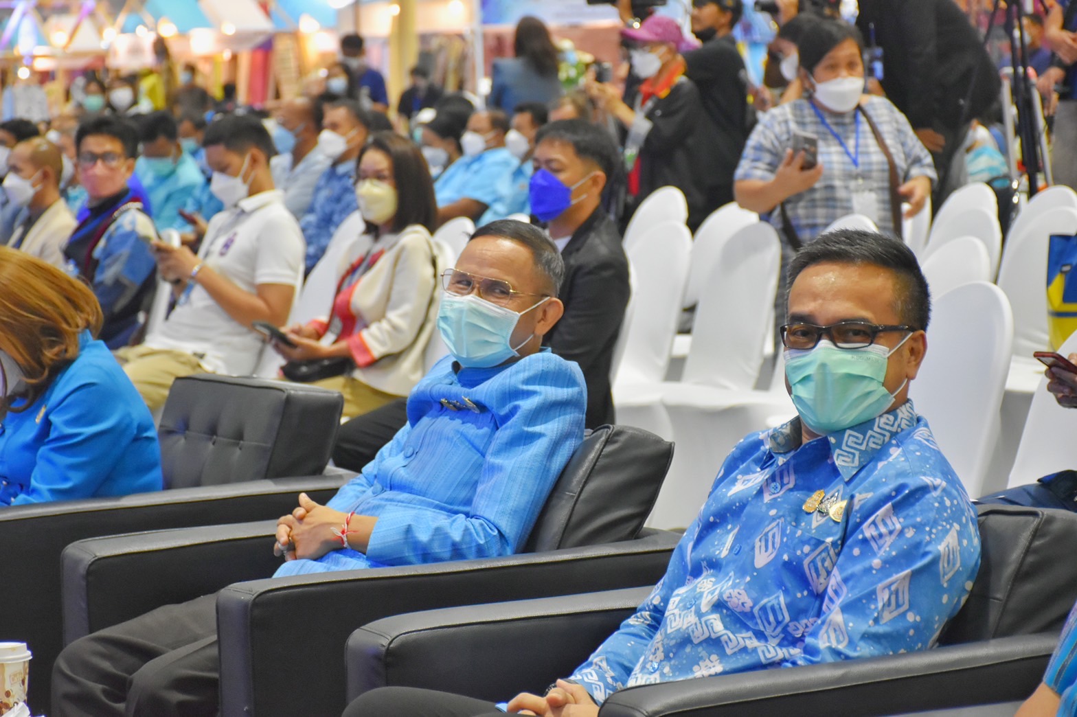 พช. มหาสารคาม ร่วมพิธีรับมอบทุนอุปการะเด็กของกองทุนพัฒนาเด็กชนบท ในพระราชูปถัมภ์สมเด็จพระเทพรัตนราชสุดาฯ สยามบรมราชกุมารี