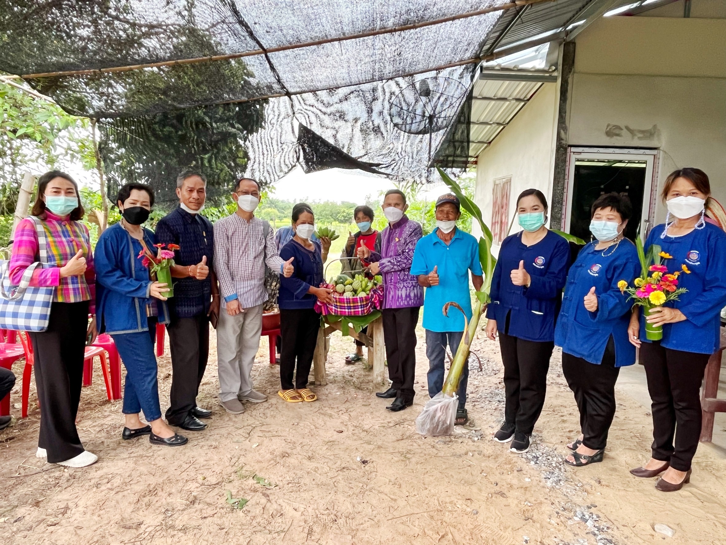 ผู้ตรวจราชการกรมการพัฒนาชุมชน ปลื้ม โคก หนอง นาพช.มหาสารคาม เห็นผล สร้างความมั่นคงทางอาหาร