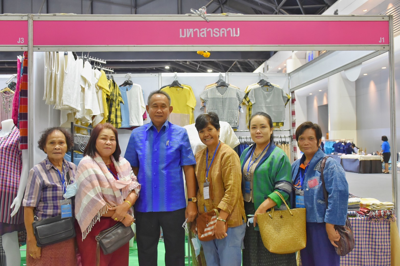 พช. มหาสารคาม ร่วมพิธีรับมอบทุนอุปการะเด็กของกองทุนพัฒนาเด็กชนบท ในพระราชูปถัมภ์สมเด็จพระเทพรัตนราชสุดาฯ สยามบรมราชกุมารี