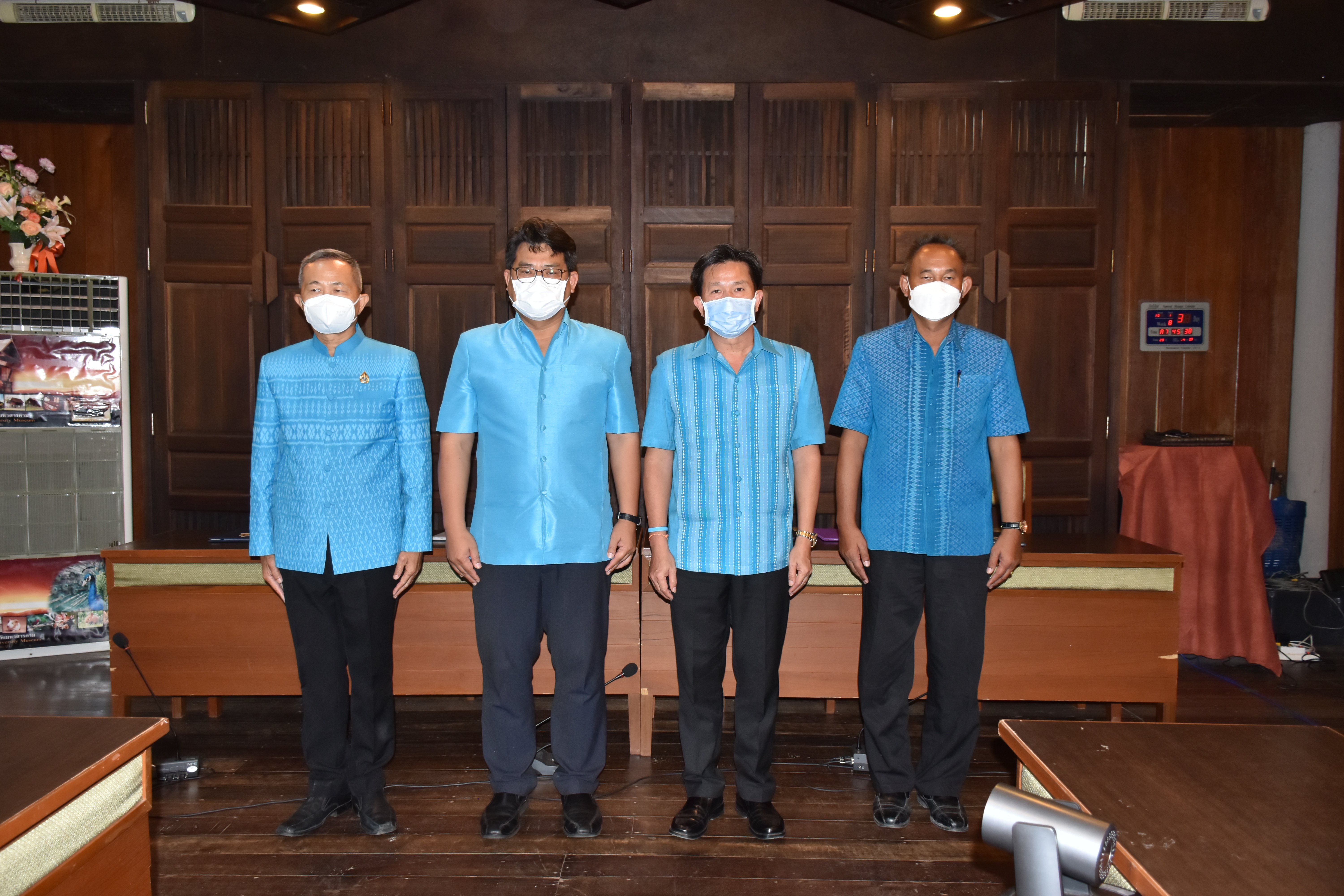 พช.มหาสารคาม ร่วมงานภูษาศิลป์ จากท้องถิ่นสู่สากล “มหาไหมเมืองคาม” พร้อมร่วมพิธีลงนามบันทึกข้อตกลงความร่วมมือ “โครงการยกระดับการย้อมเส้นด้ายจากผงสีธรรมชาติ”