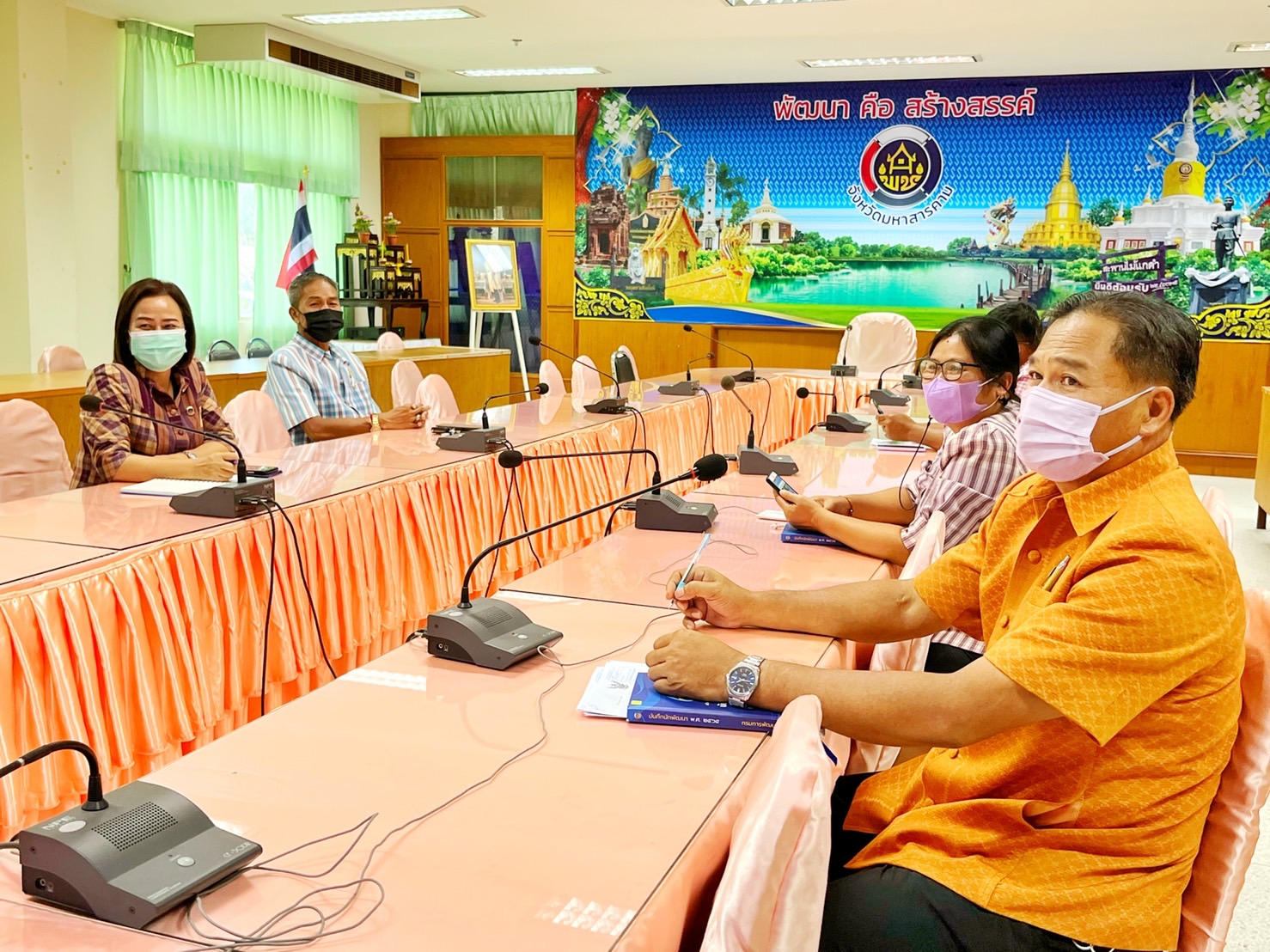พช.มหาสารคาม ร่วมประชุมคณะทำงานติดตามเร่งรัดการเบิกจ่ายงบประมาณและการใช้จ่ายภาครัฐของกรมการพัฒนาชุมชน ครั้งที่ 8/2565