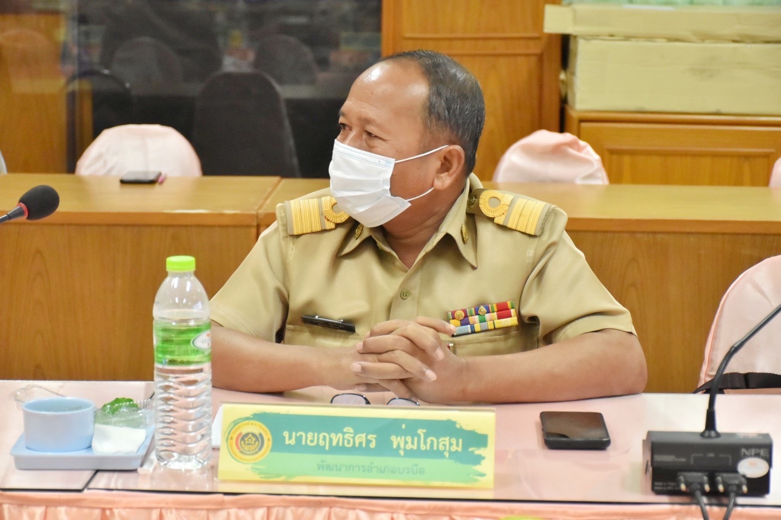 นางนวลจันทร์ ศรีมงคล ผู้ตรวจราชการกรมการพัฒนาชุมชน ปฏิบัติหน้าที่ผู้อำนวยการสำนักงานกองทุนพัฒนาบทบาทสตรี ติดตามสนับสนุนการขับเคลื่อนการดำเนินงานกองทุนพัฒนาบทบาทสตรี จังหวัดมหาสารคาม