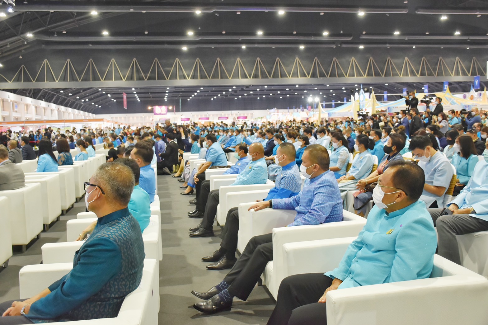 จังหวัดมหาสารคามร่วมพิธีเปิดอย่างยิ่งใหญ่! กับงานศิลปาชีพประทีปไทย OTOP ก้าวไกล ด้วยพระบารมี