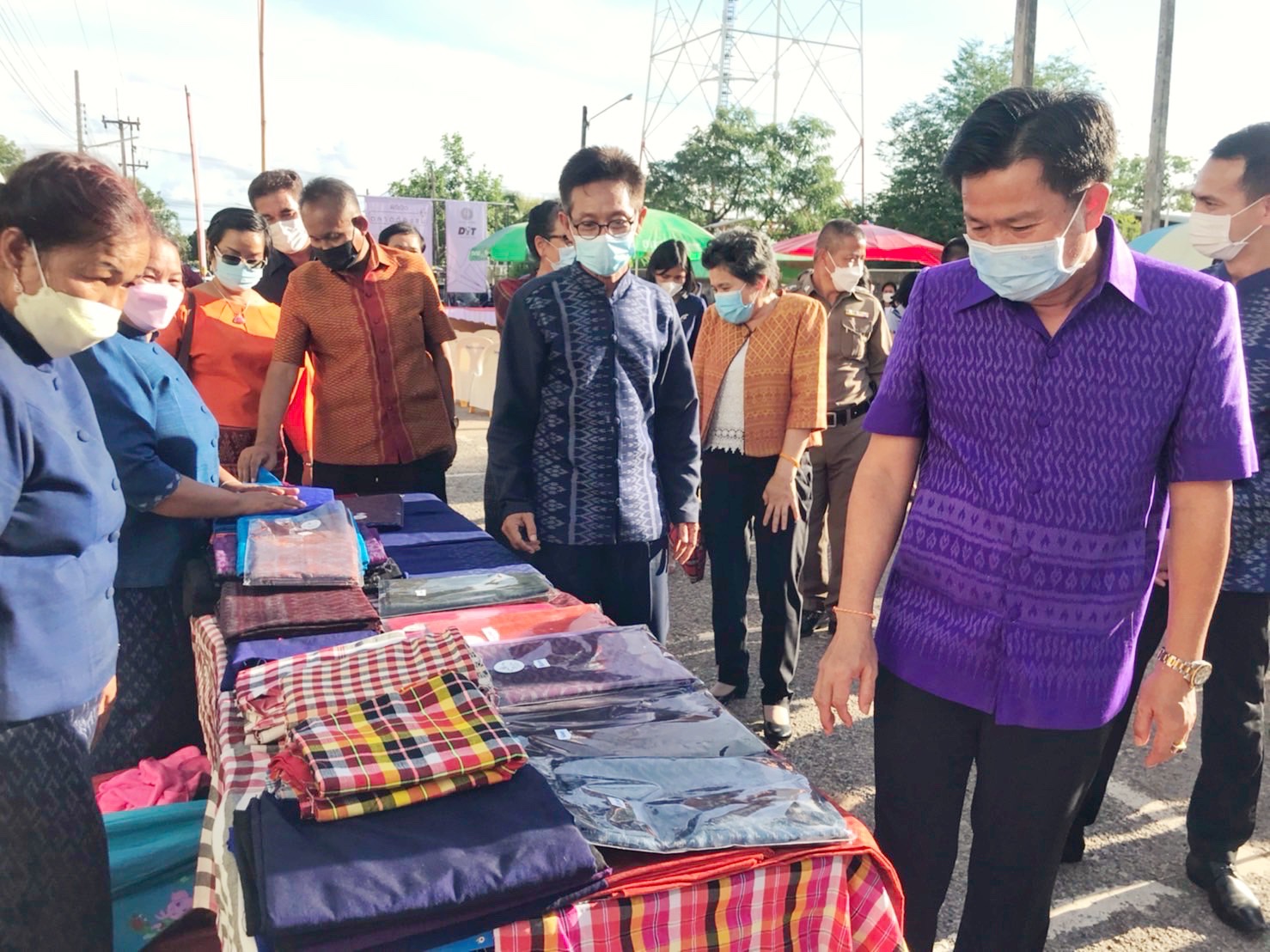 พช.มหาสารคาม ร่วมกิจกรรมเปิด”ตลาดต้องชมแห่งใหม่ของจังหวัดมหาสารคาม” ณ ตลาดถนนคนเดินออนซอนกันทรวิชัย อำเภอกันทรวิชัย จังหวัดมหาสารคาม