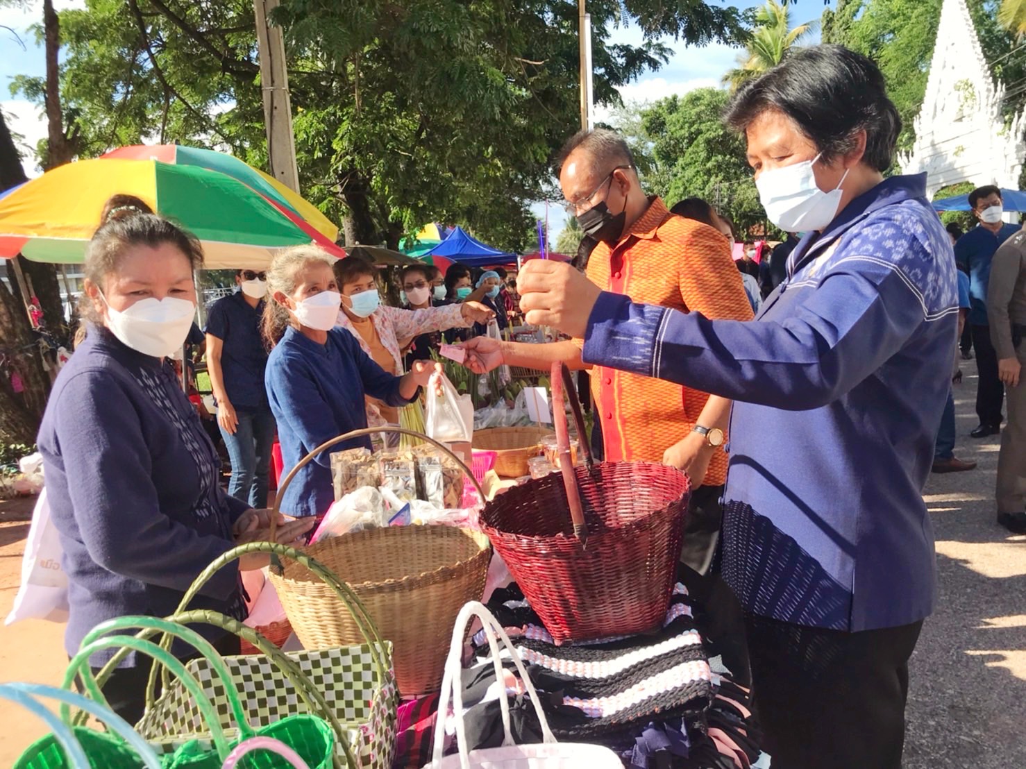 พช.มหาสารคาม ร่วมกิจกรรมเปิด”ตลาดต้องชมแห่งใหม่ของจังหวัดมหาสารคาม” ณ ตลาดถนนคนเดินออนซอนกันทรวิชัย อำเภอกันทรวิชัย จังหวัดมหาสารคาม